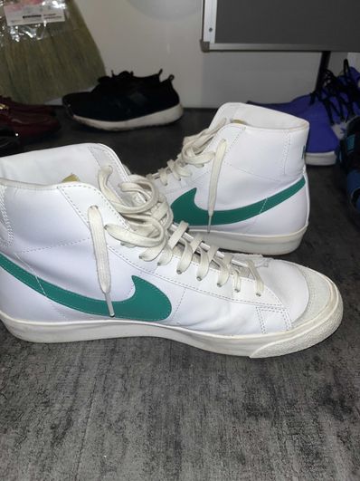 NIKE BLAZER MID VINTAGE 77 "LUCID GREEN"