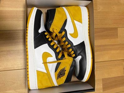 Nike Air Jordan 1 Retro High OG "Black Toe/Yellow Ochre"