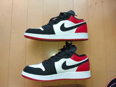 Nike GS Air Jordan 1 Low "Black Toe"