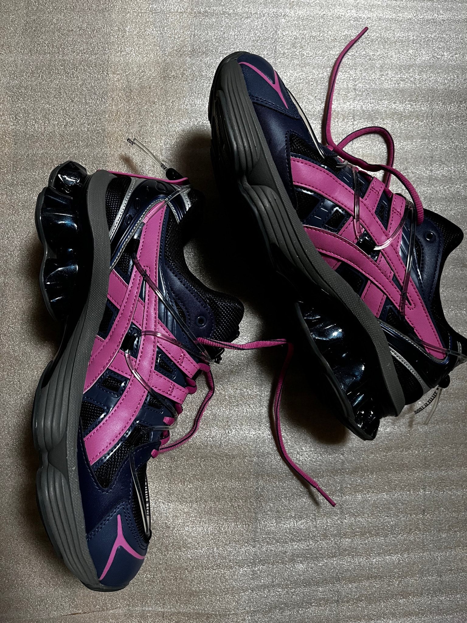 YOASOBI × Asics Gel-Kinetic Fluent Y "Midnight/Dragon Fruit"