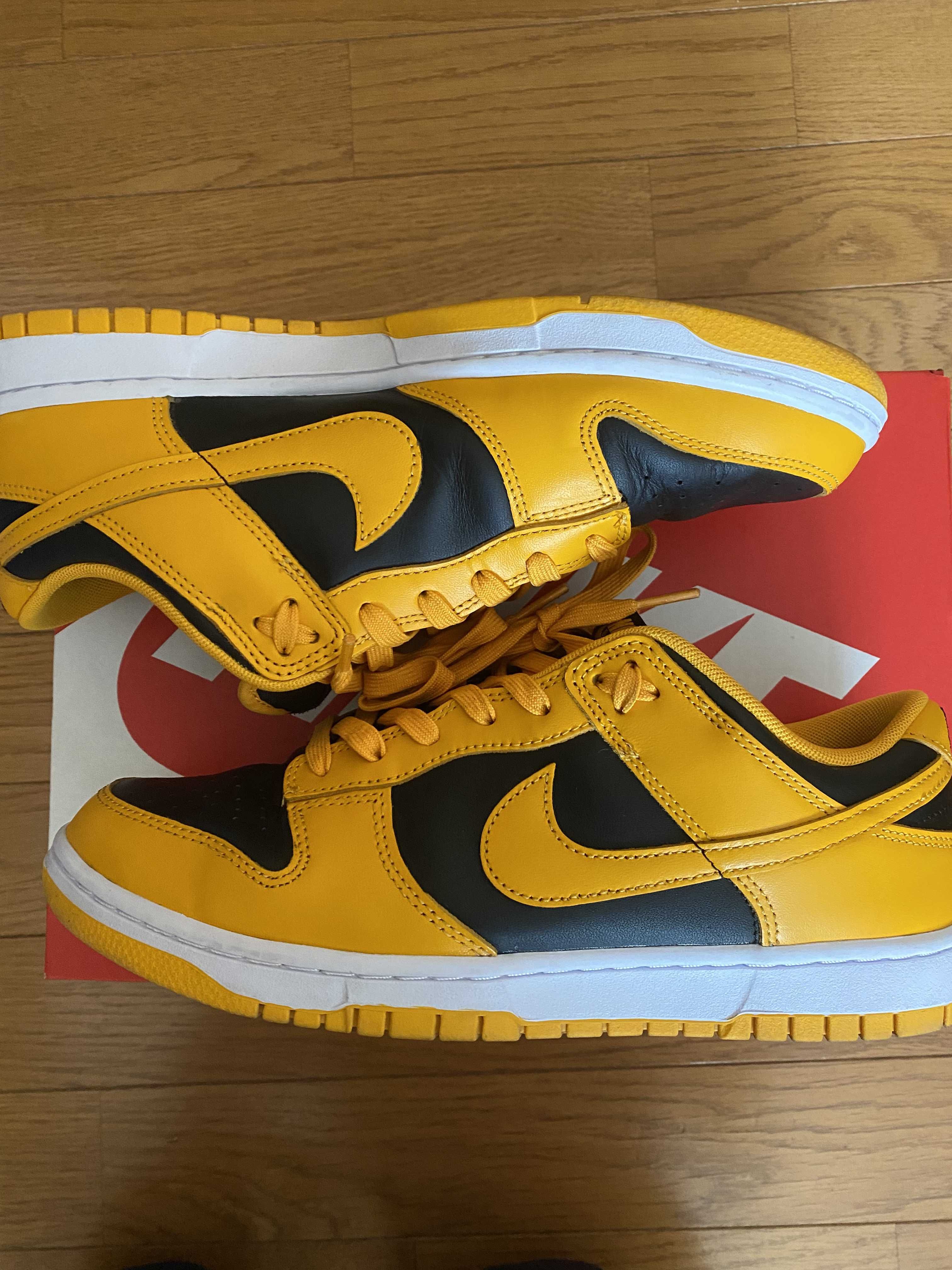 Nike Dunk Low "Championship Goldenrod"