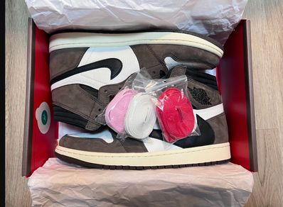 Travis Scott × Nike Air Jordan 1 Retro High OG TS SP "Sail/Dark Mocha"