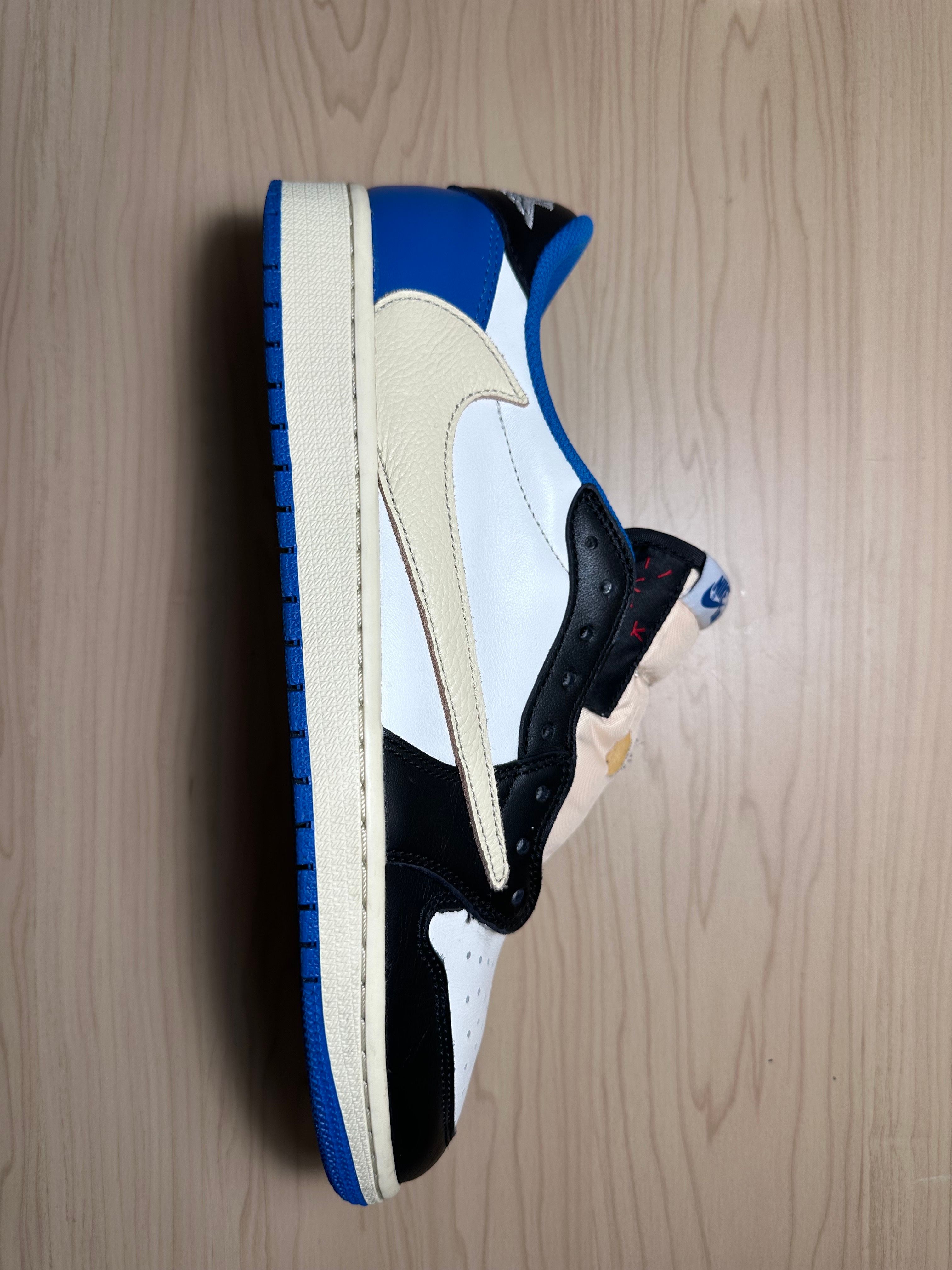 Travis Scott × fragment design × Nike Air Jordan 1 Low OG SP "Military Blue"