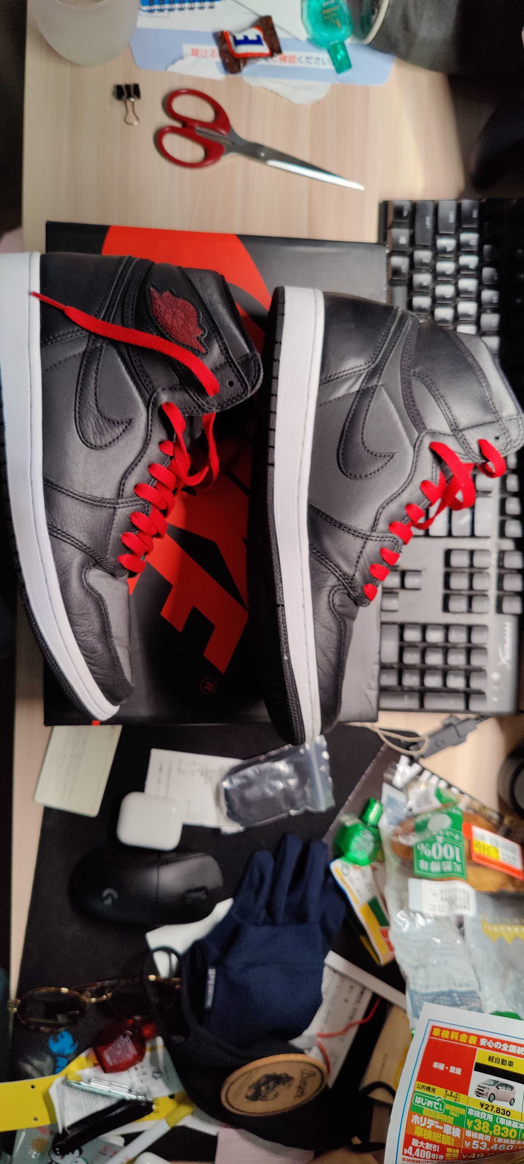 Nike Air Jordan 1 Retro High OG "Black/Metallic Silver/Gym Red"  