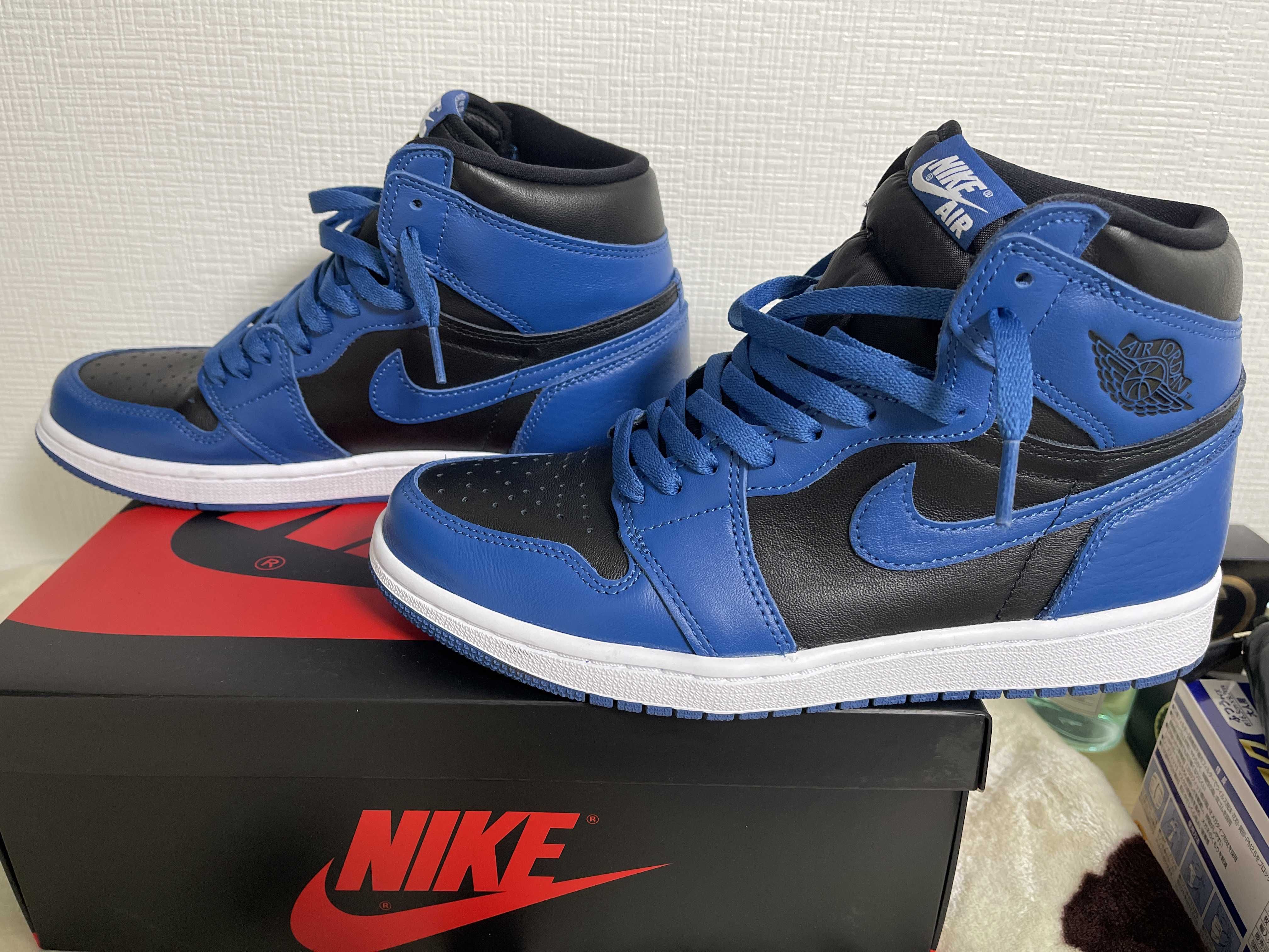 Nike Air Jordan 1 Retro High OG "Dark Marina Blue"
