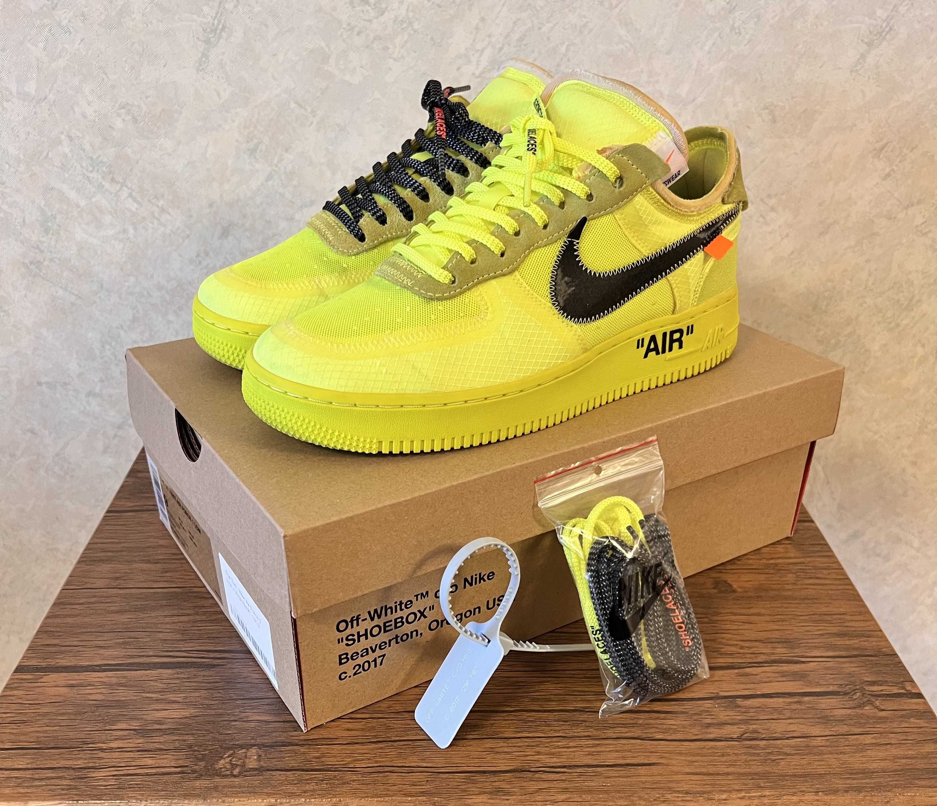 Off-White × Nike Air Force 1 Low "Volt"
