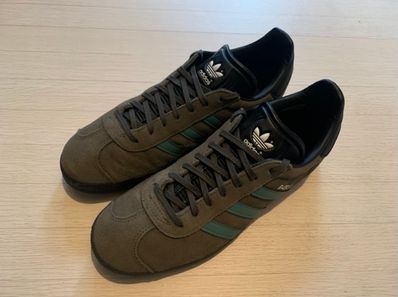 adidas Gazelle "Pantone/Core Black"