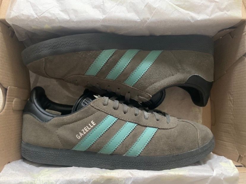 adidas Gazelle "Pantone/Core Black"