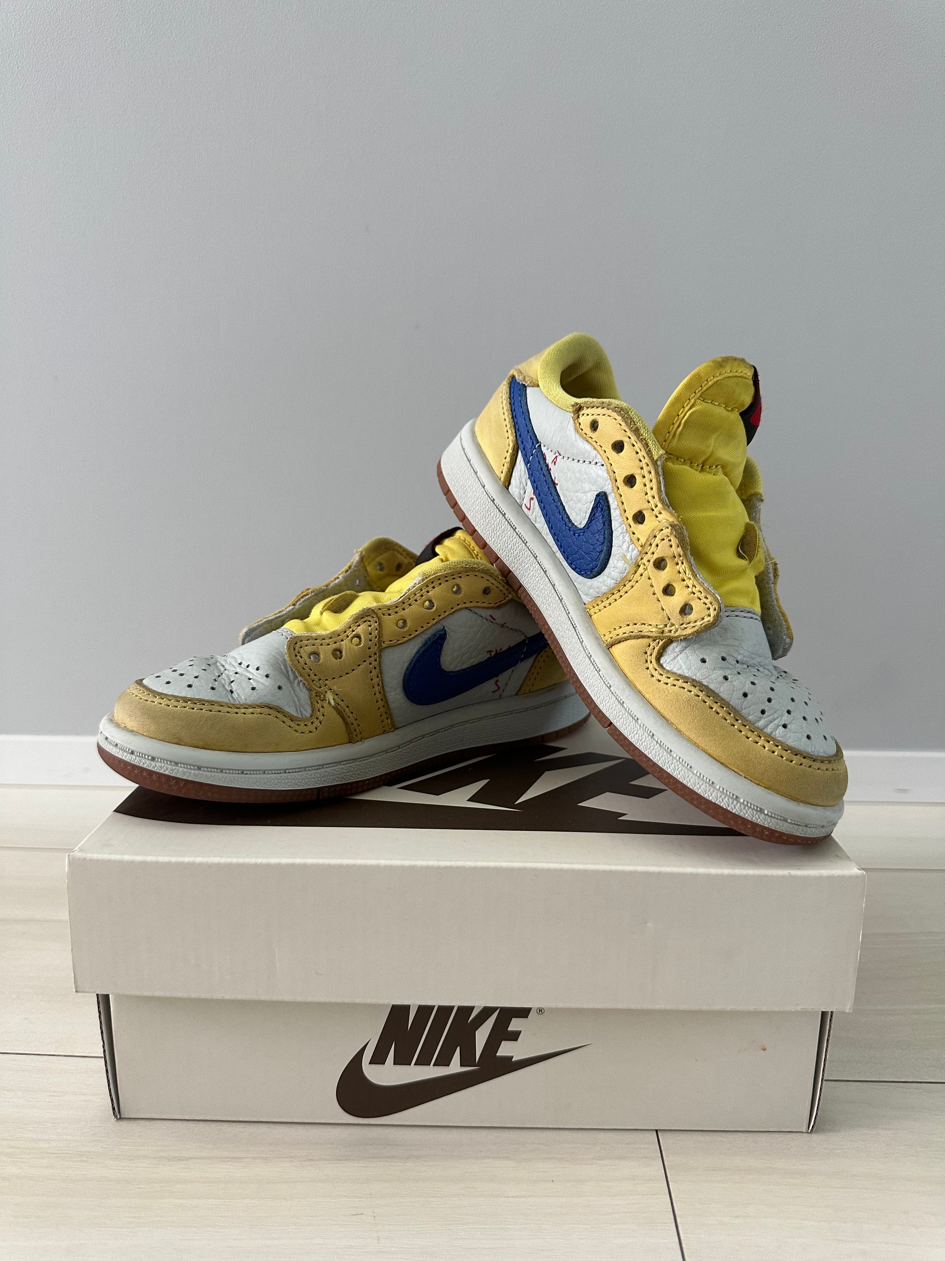 Travis Scott × Nike PS Jordan 1 Low OG SP "Canary"