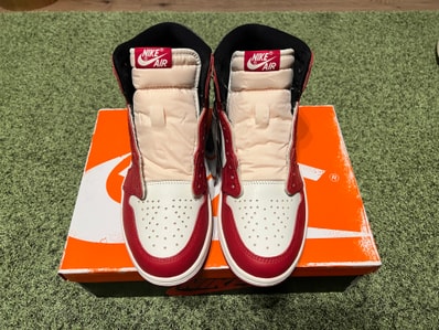 Nike Air Jordan 1 High OG "Lost & Found/Chicago"