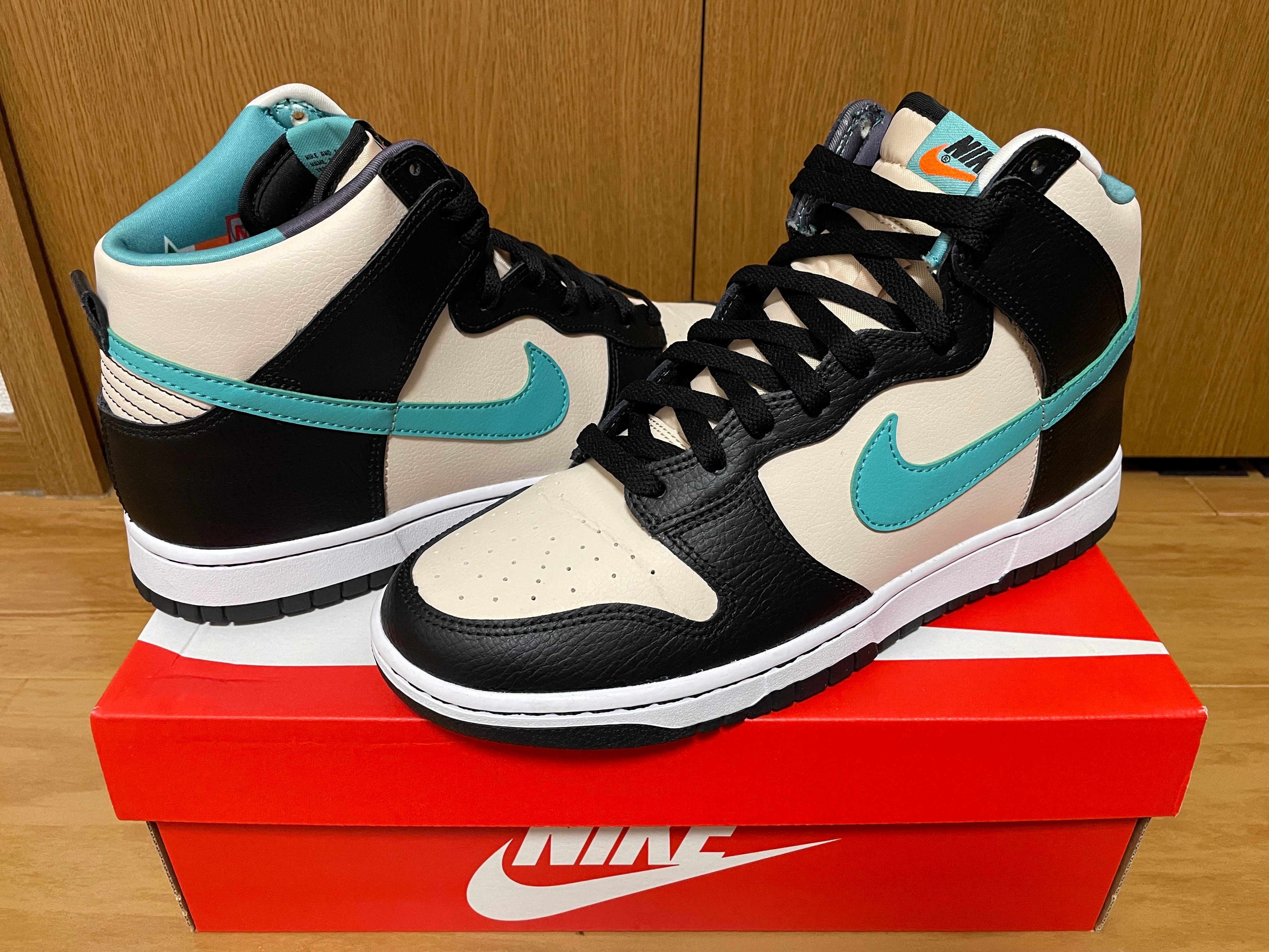 Nike Dunk High Retro EMB 
