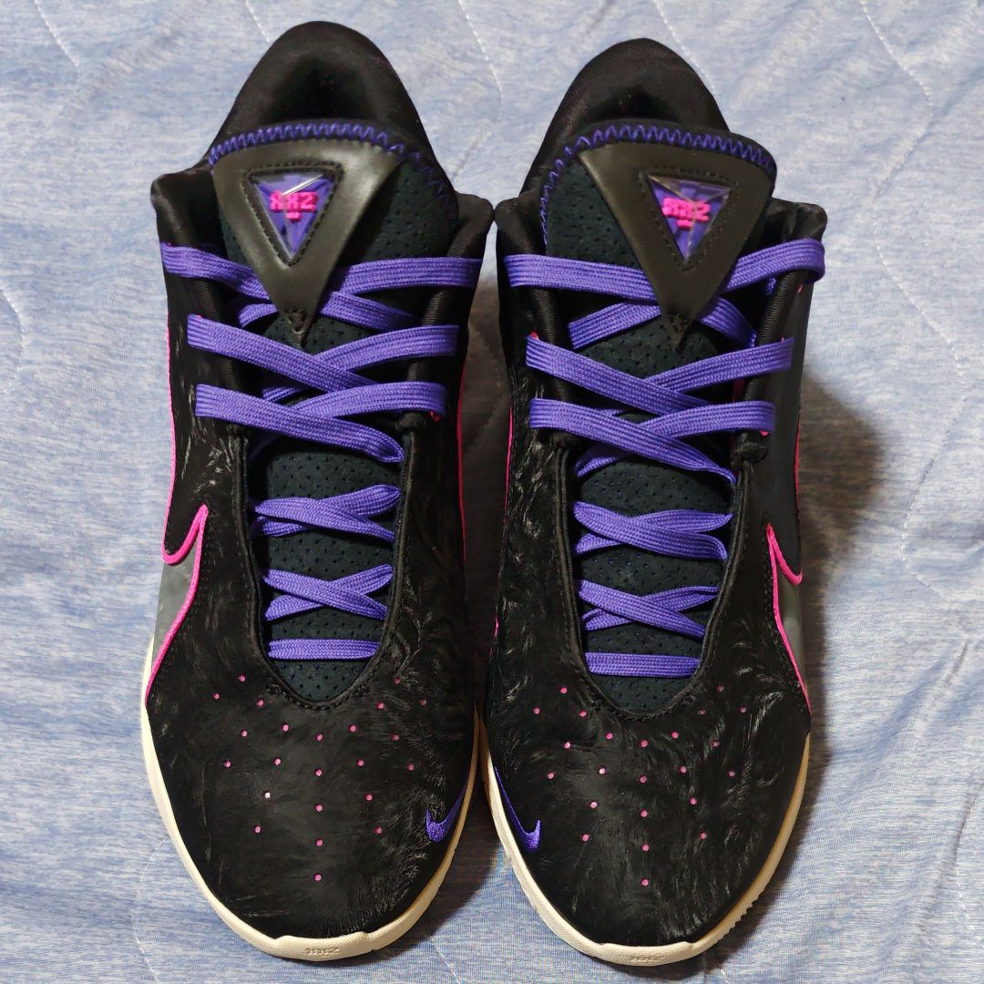 Nike LeBron 22 "Tunnel Vision" (FZ1094-001/FZ1095-001)