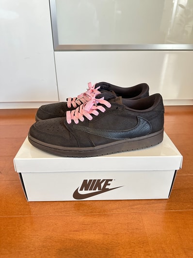 Travis Scott × Nike Air Jordan 1 Low OG SP "Velvet Brown and Dark Mocha"