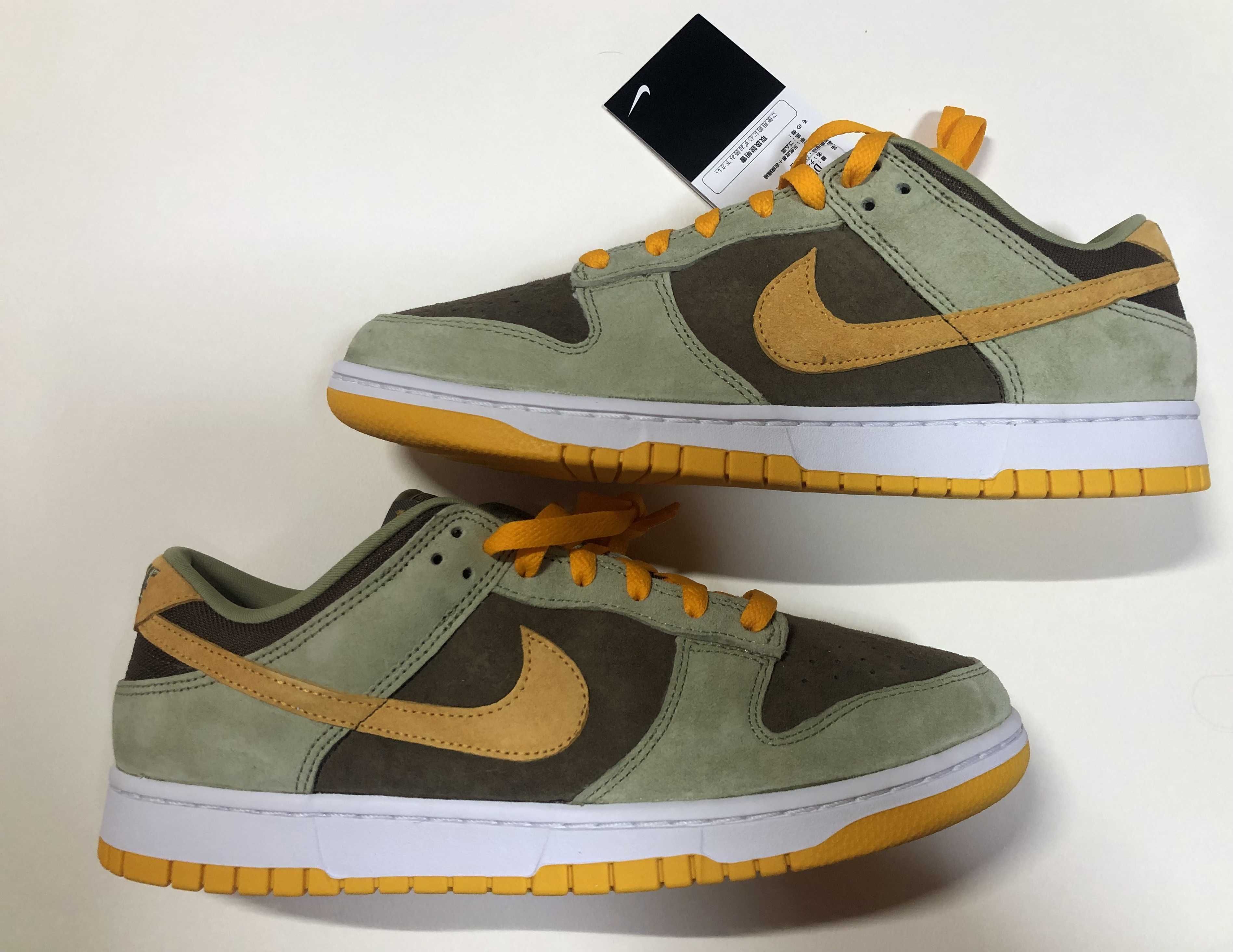 Nike Dunk Low SE "Dusty Olive"
