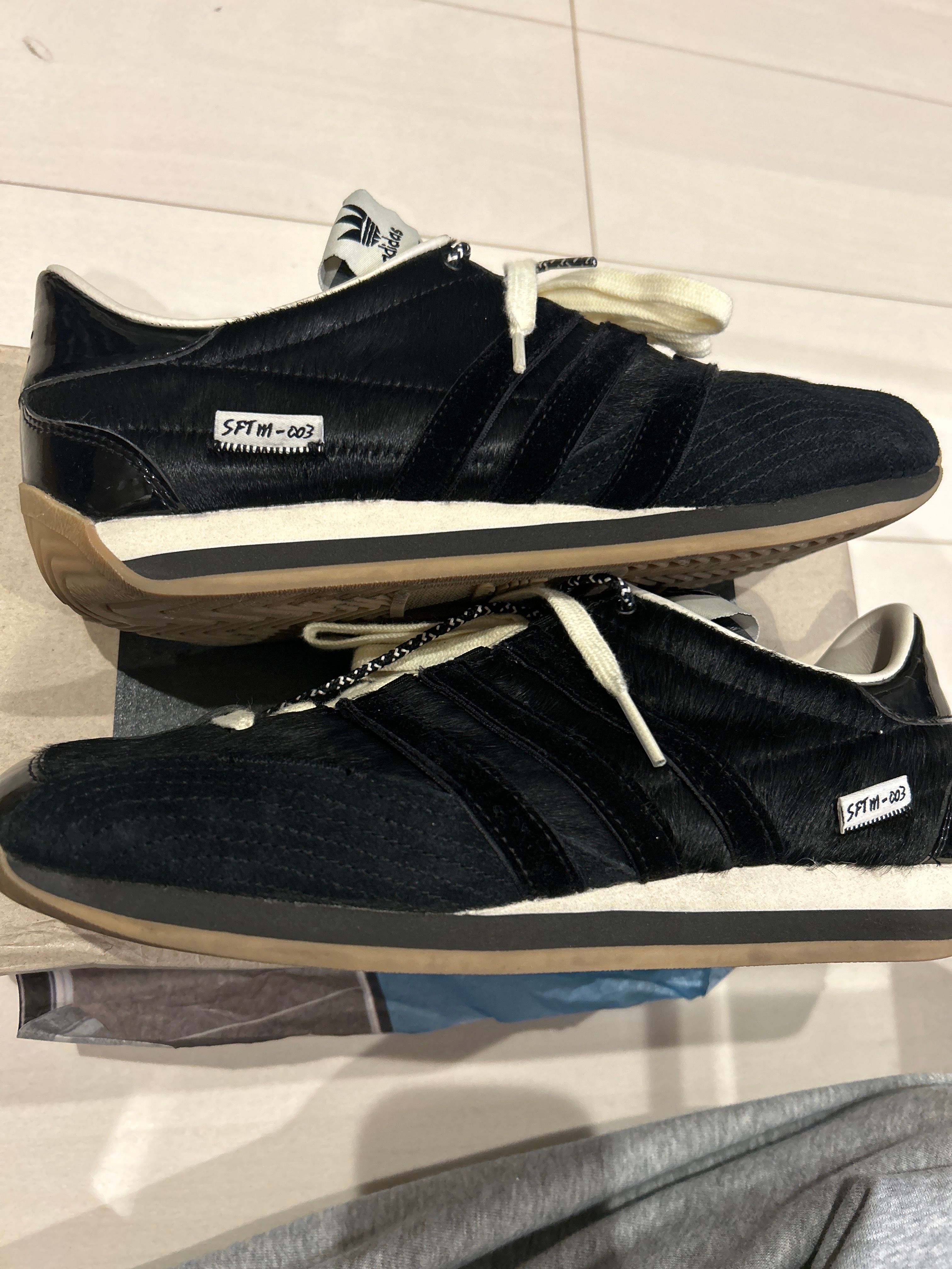 Song for the Mute x adidas Country OG "Black/Core Black/Cream White"