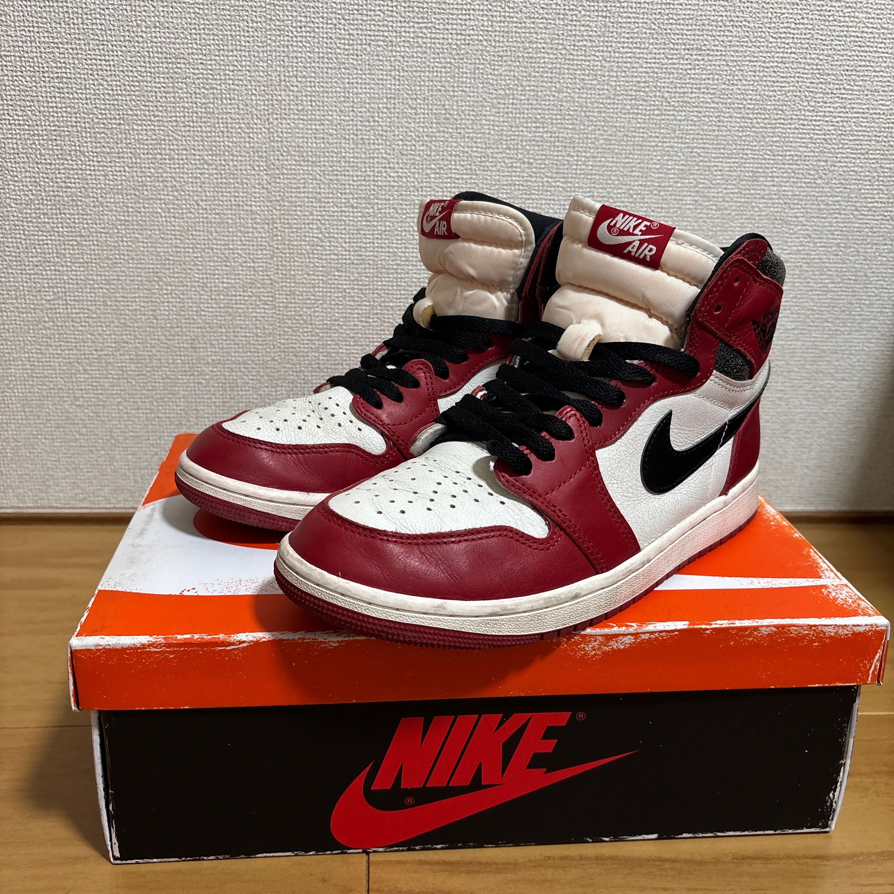 Nike Air Jordan 1 High OG "Lost & Found/Chicago"