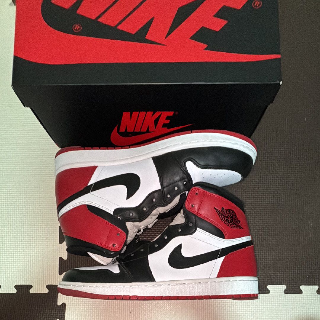 Nike Air Jordan 1 Retro High OG "Black Toe" (2013)