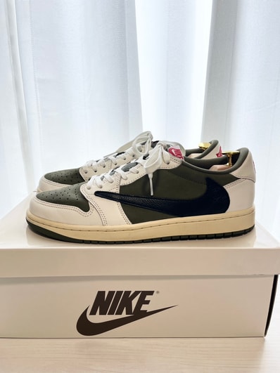 Travis Scott × Nike Air Jordan 1 Low OG SP "Reverse Olive"