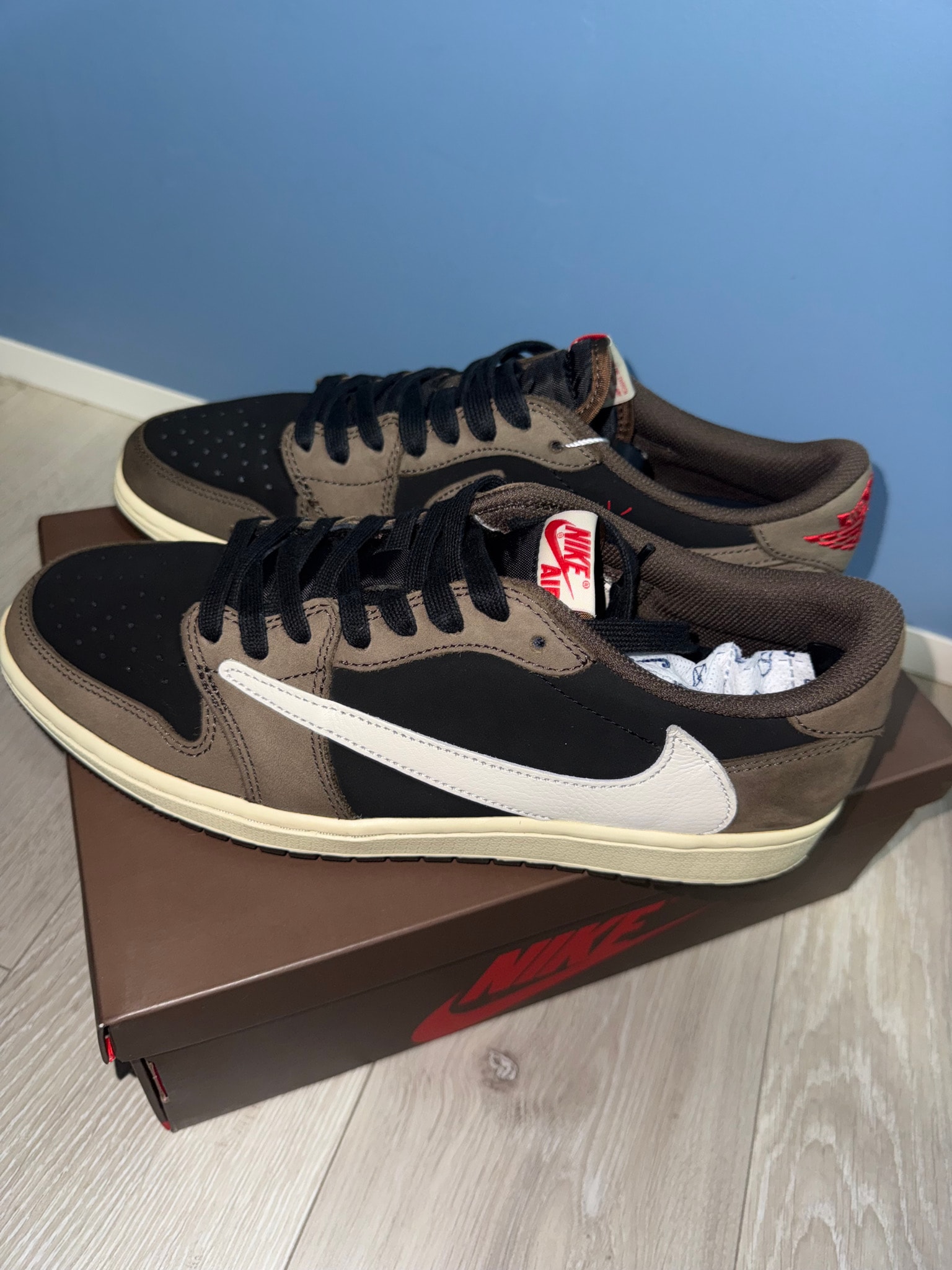 Travis Scott × Nike Air Jordan 1 Low OG SP-T  "Black/Dark Mocha"