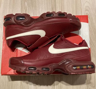 Nike Air Max Plus Tiempo "Team Red and Sail"