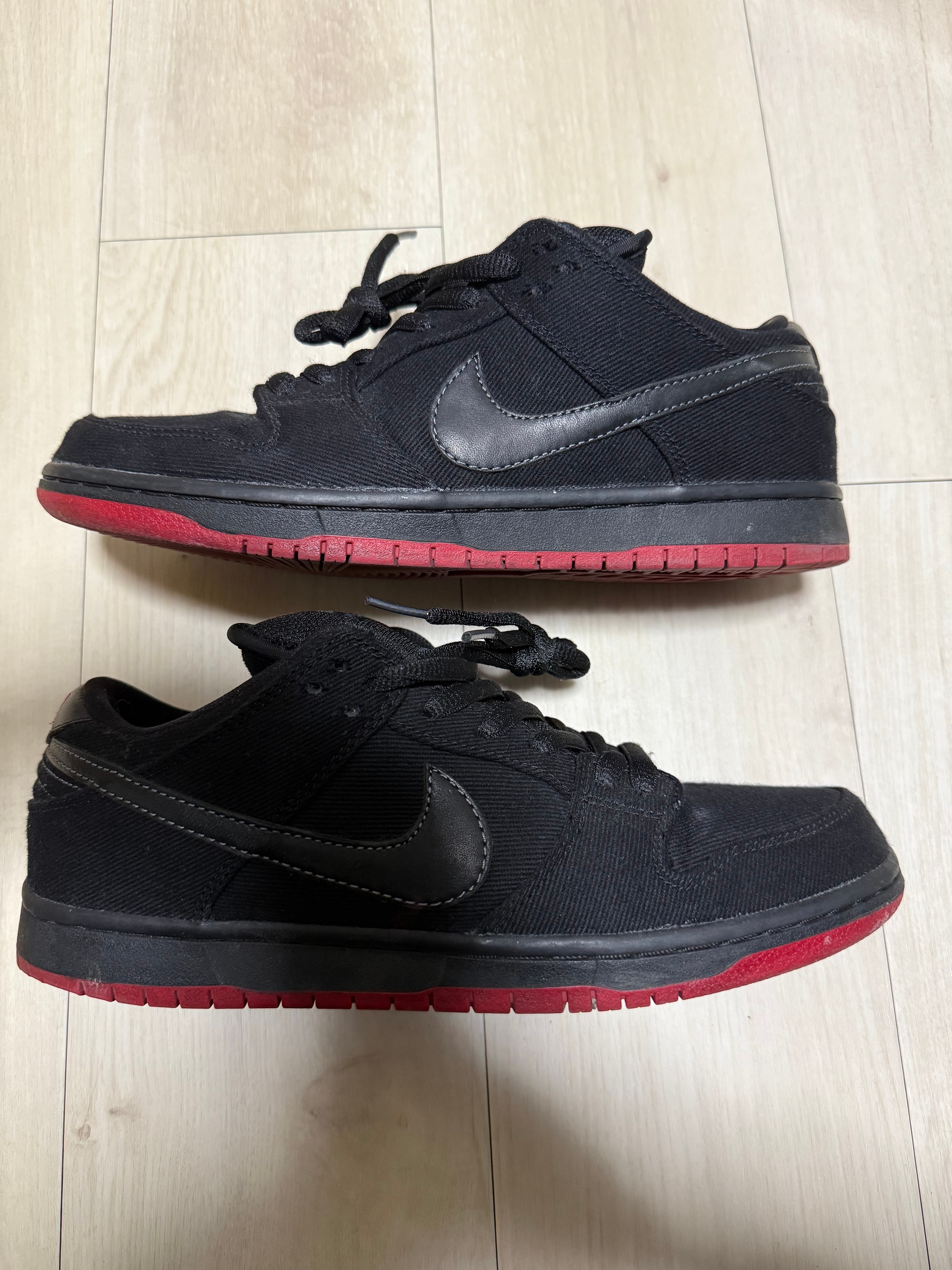 Levi's × Nike SB Dunk Low "Black Denim"