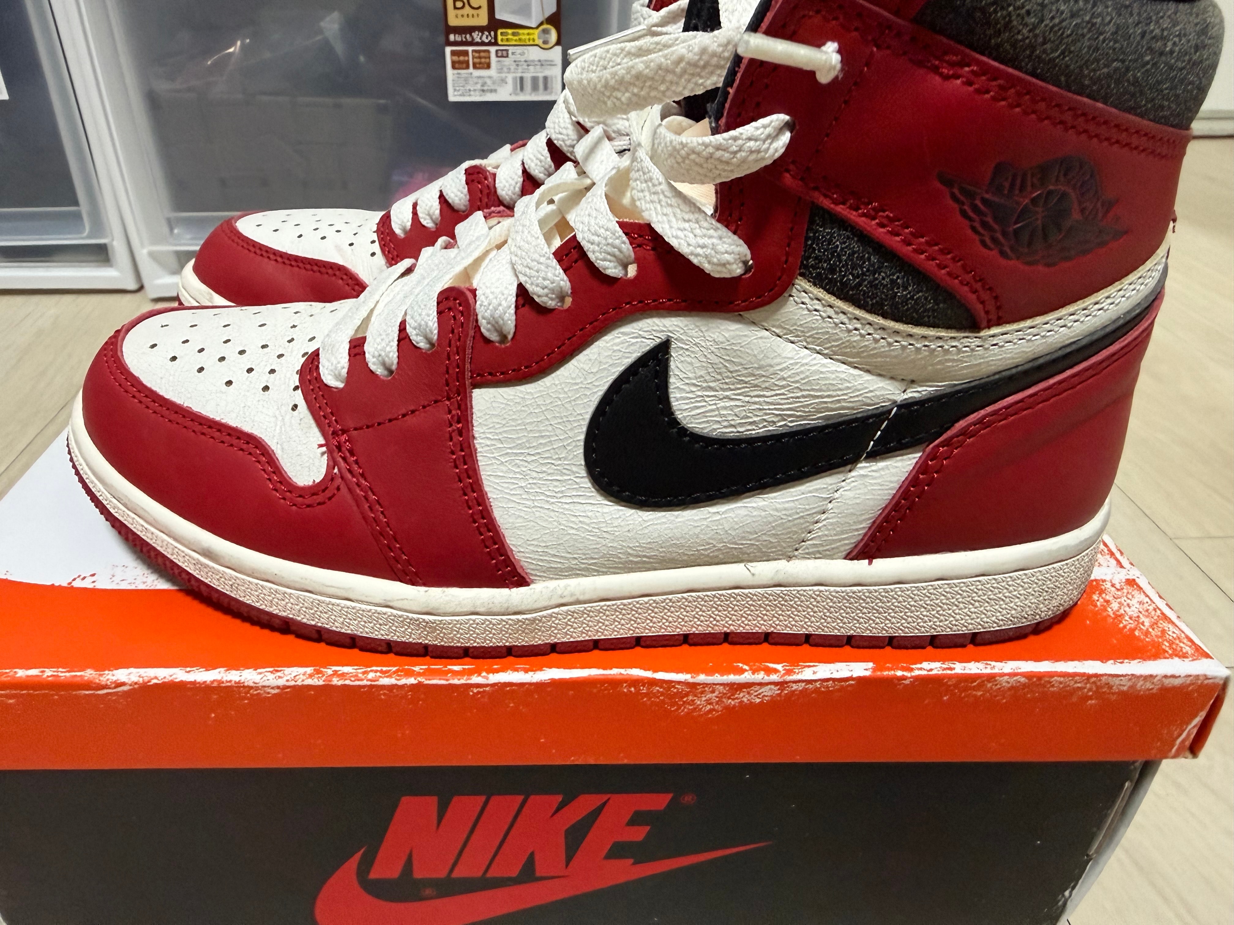 Nike Air Jordan 1 High OG "Lost & Found/Chicago"