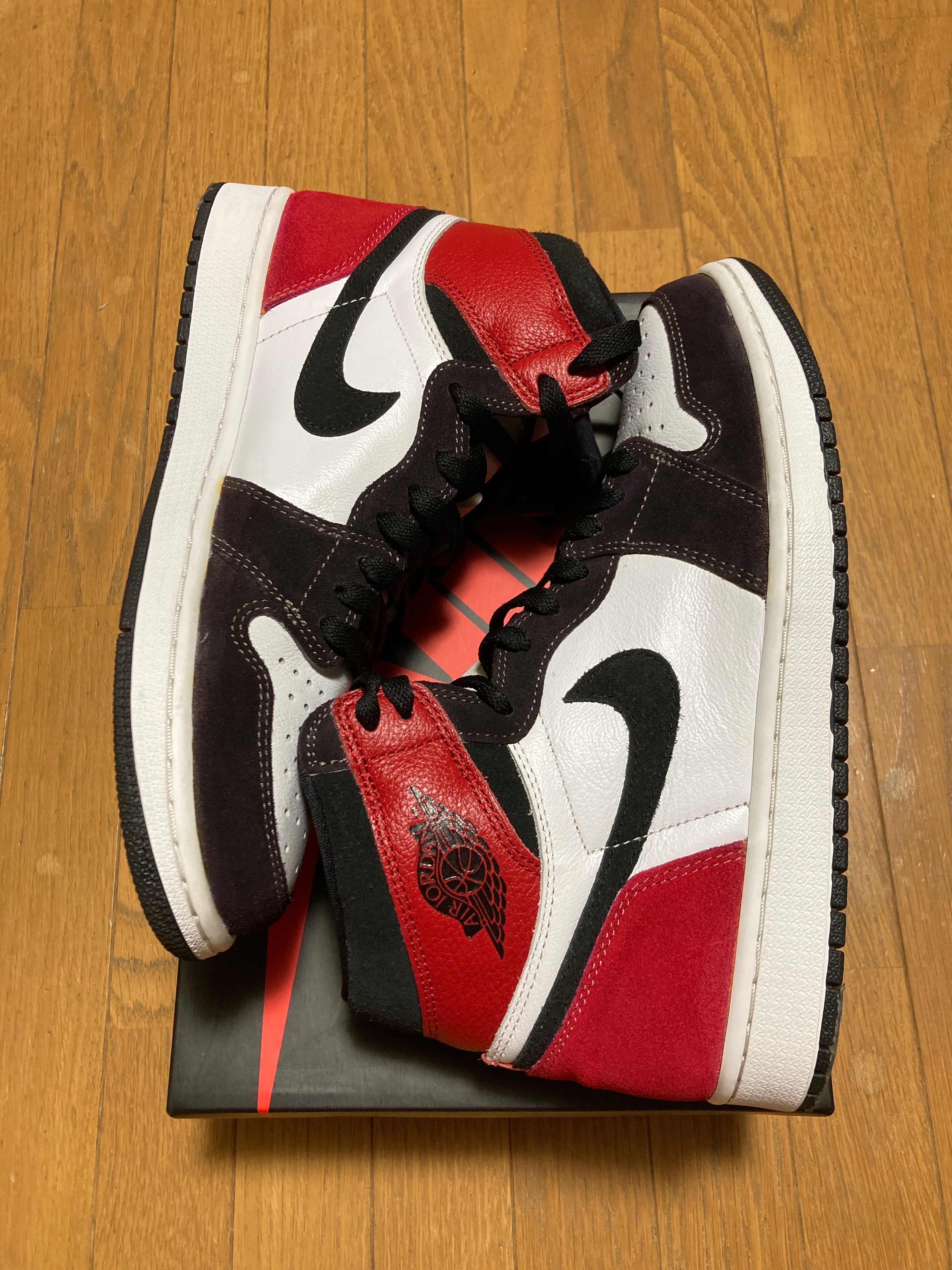 Nike Air Jordan 1 High OG "White/Black/Light Smoke Grey"