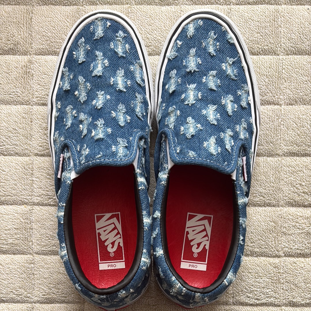 Supreme × Vans Slip-On Hole Punch Denim "Blue"