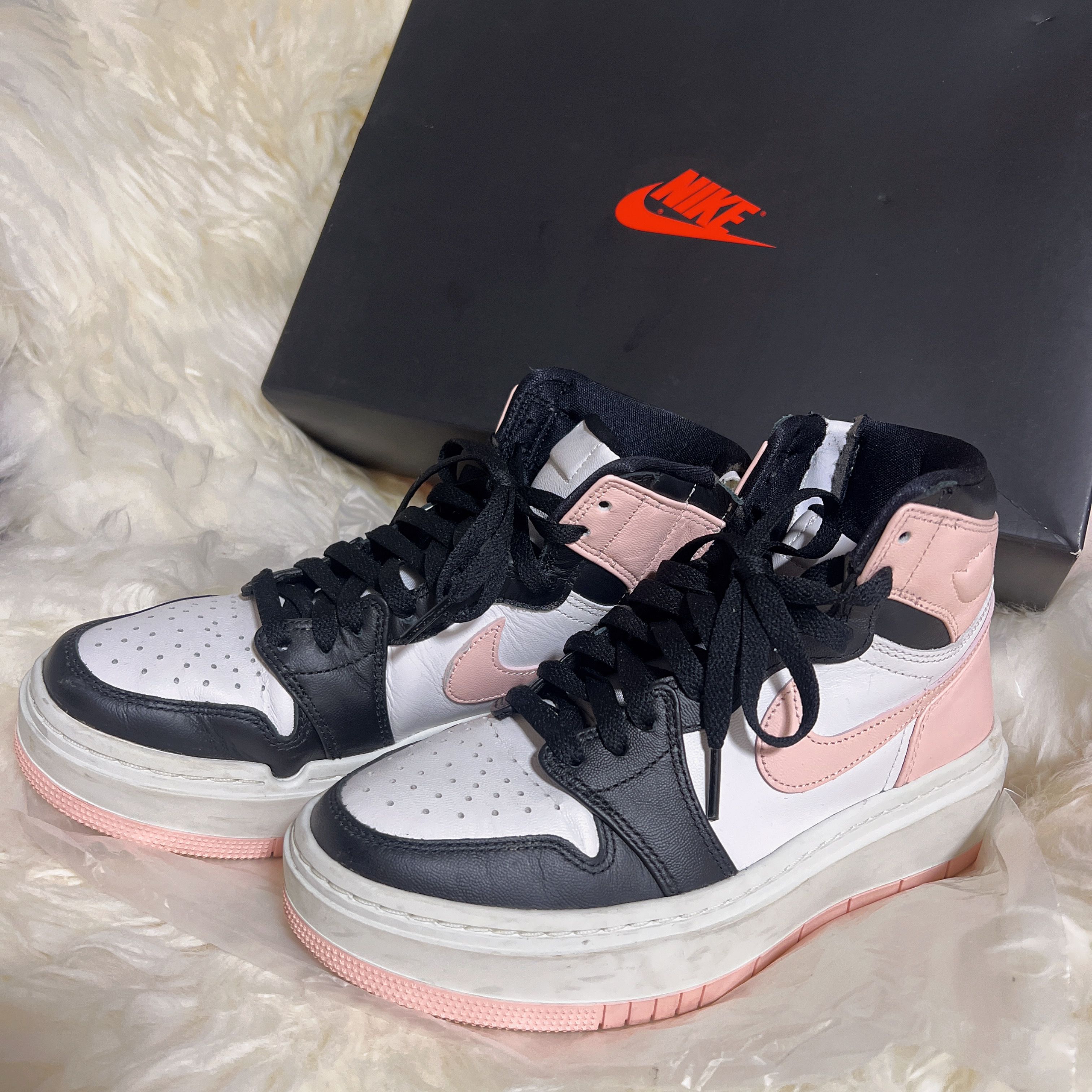 Nike Women's Air Jordan 1 High Elevate "Soft Pink"