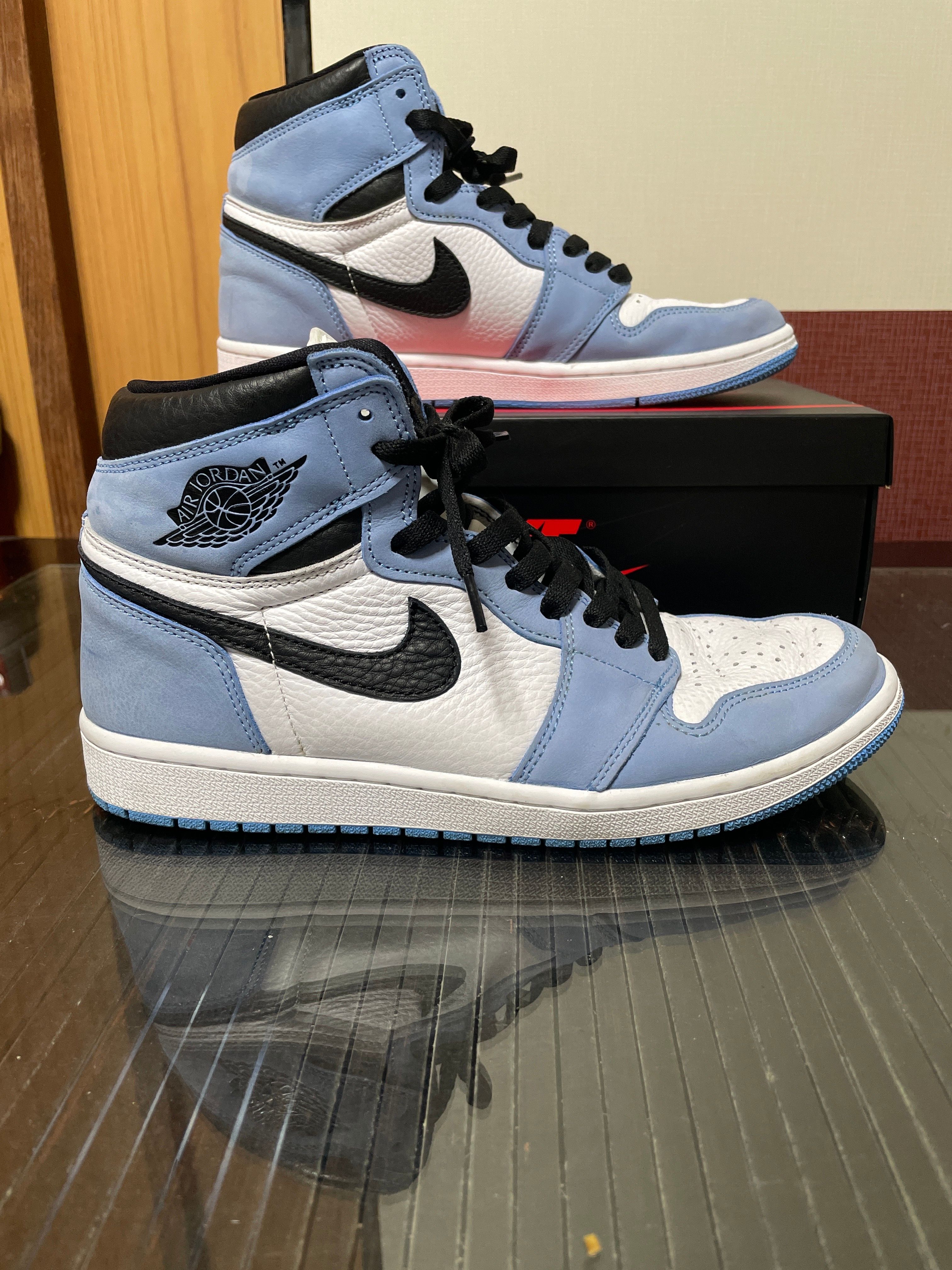 Nike Air Jordan 1 High OG "University Blue"