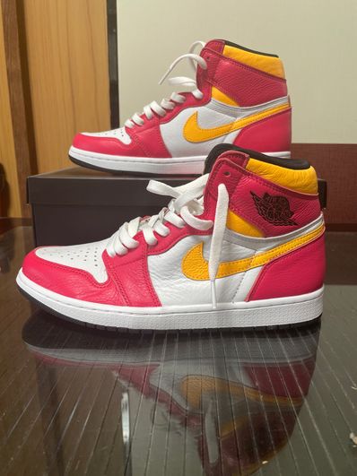 Nike Air Jordan 1 High OG "Light Fusion Red"