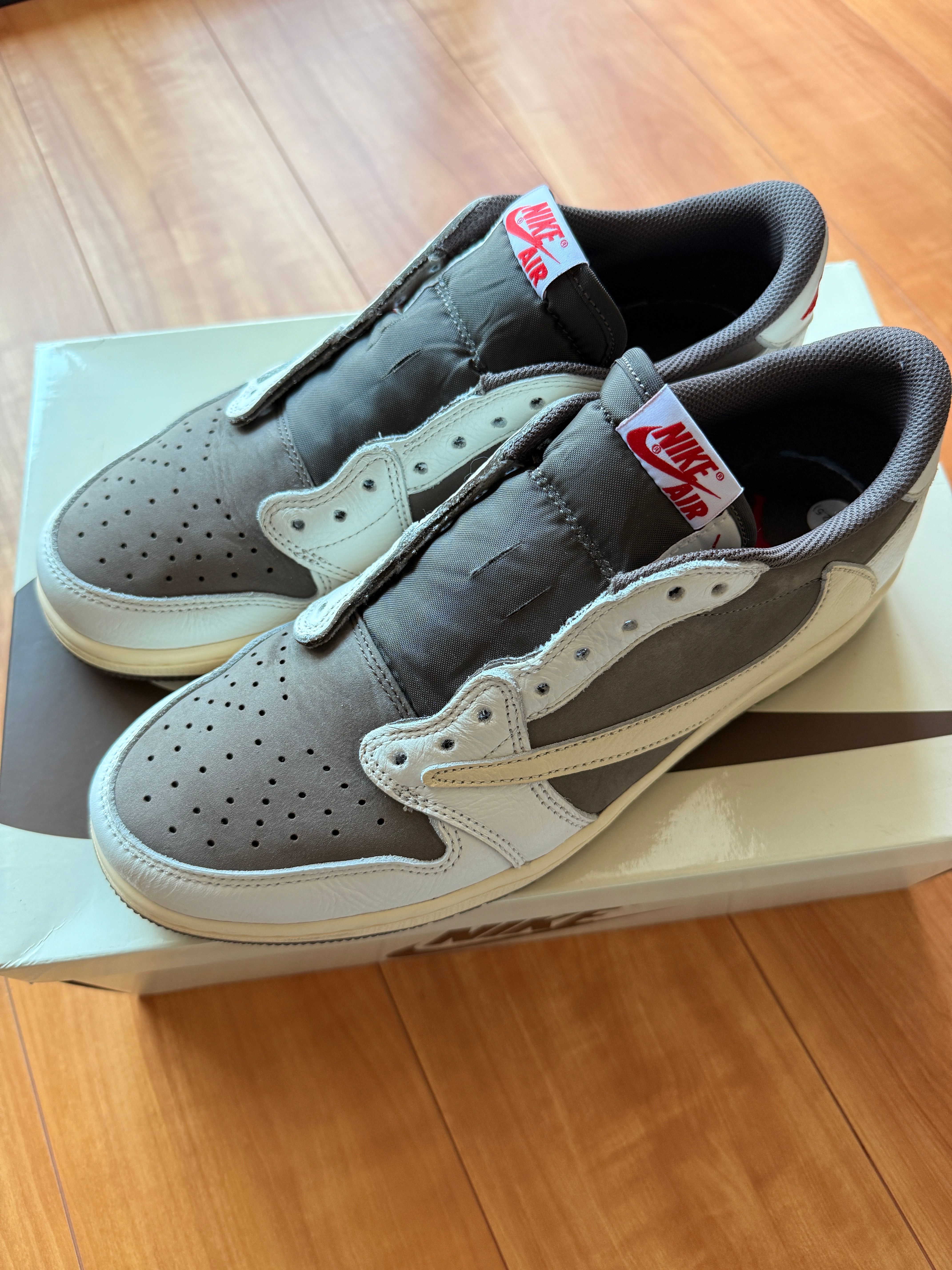 Travis Scott × Nike Air Jordan 1 Low OG SP "Reverse Mocha/Sail and Ridgerock"