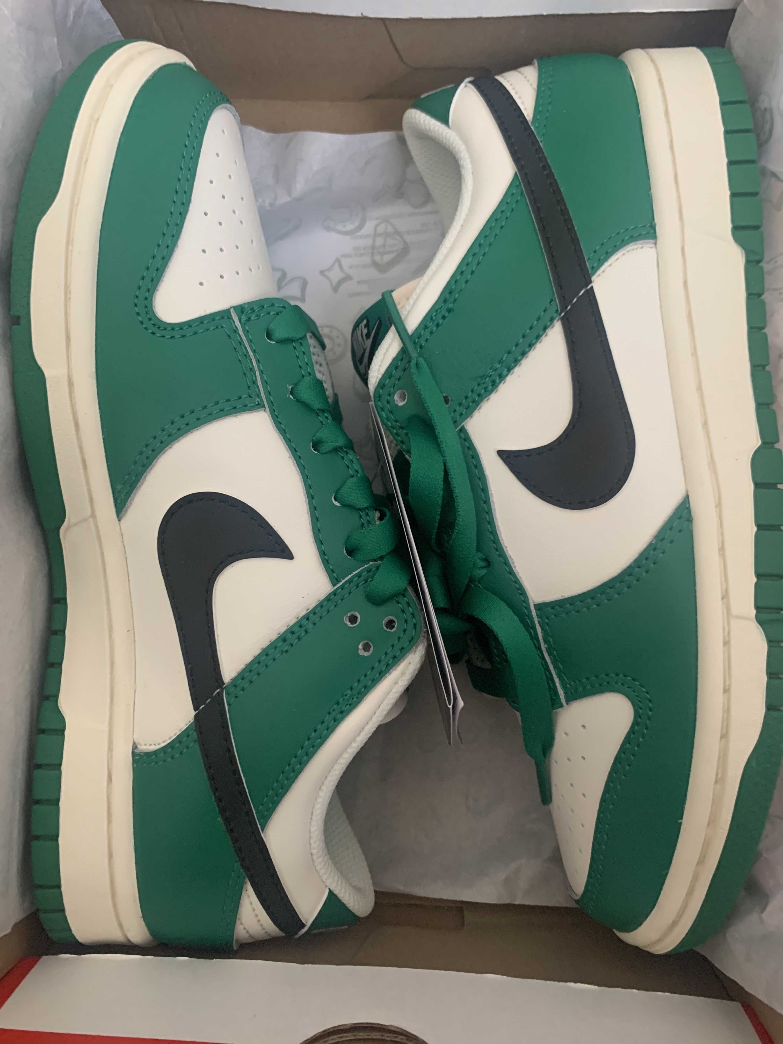 Nike Dunk Low SE Lottery "Pale Ivory/Malachite"