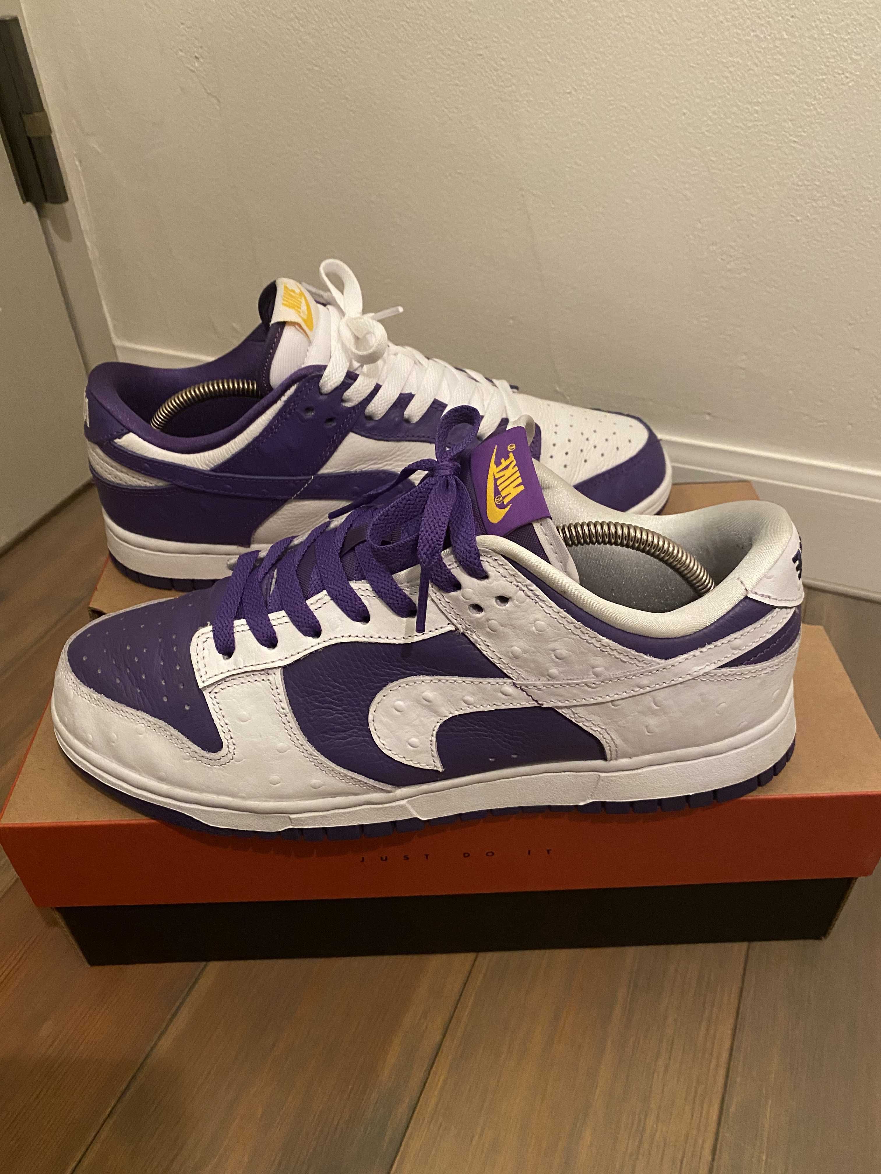 Nike Women's Dunk Low "Made You Look"