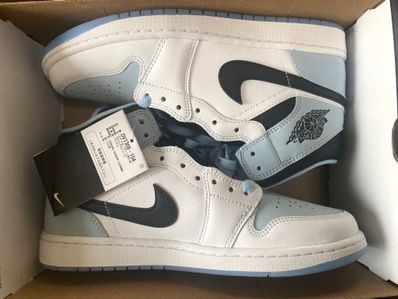 Nike Air Jordan 1 Mid "Ice Blue Nubuck"