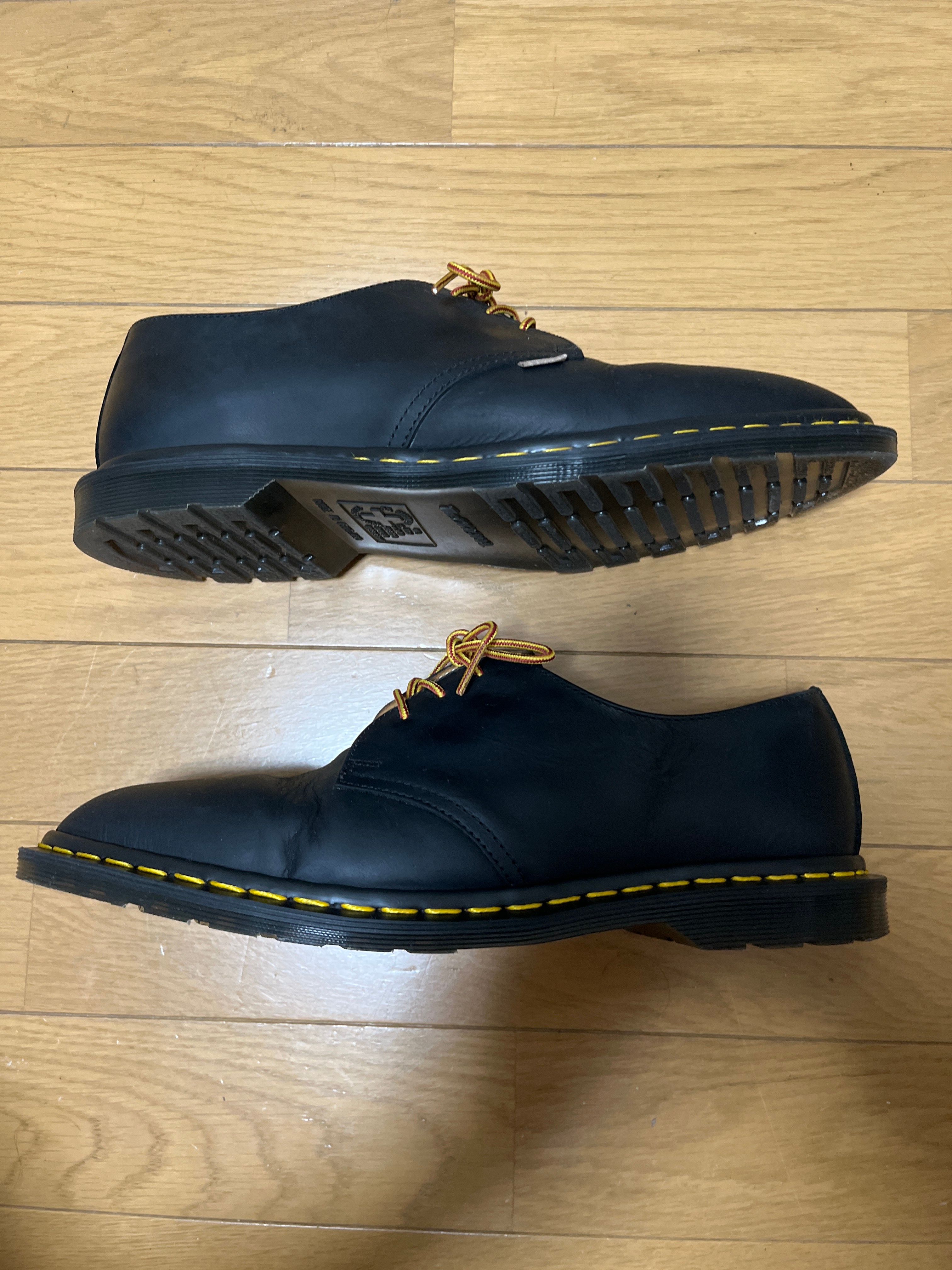 JJJJOUND × Dr.Martens Archie II "BLACK"