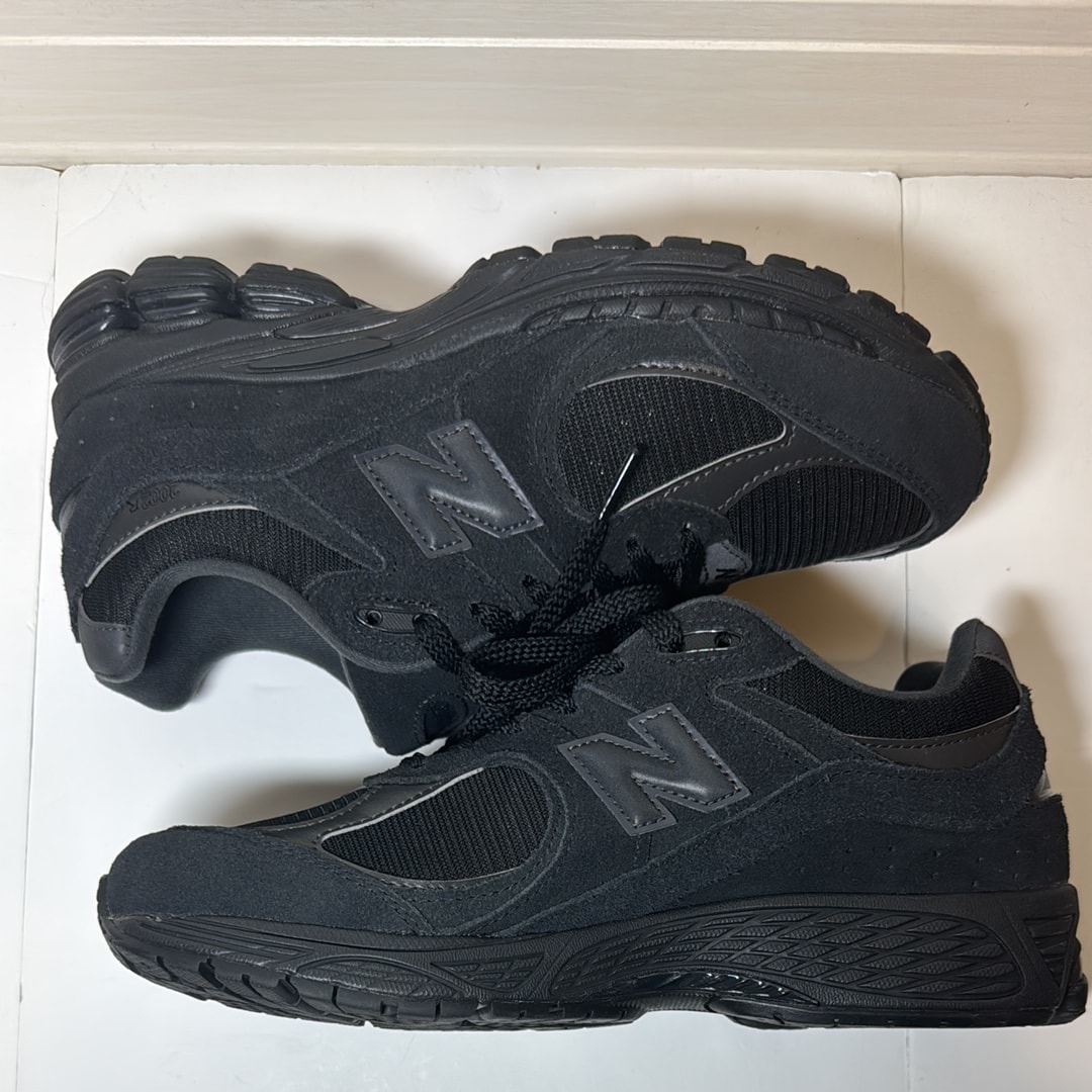 New Balance 2002R "Triple Black"