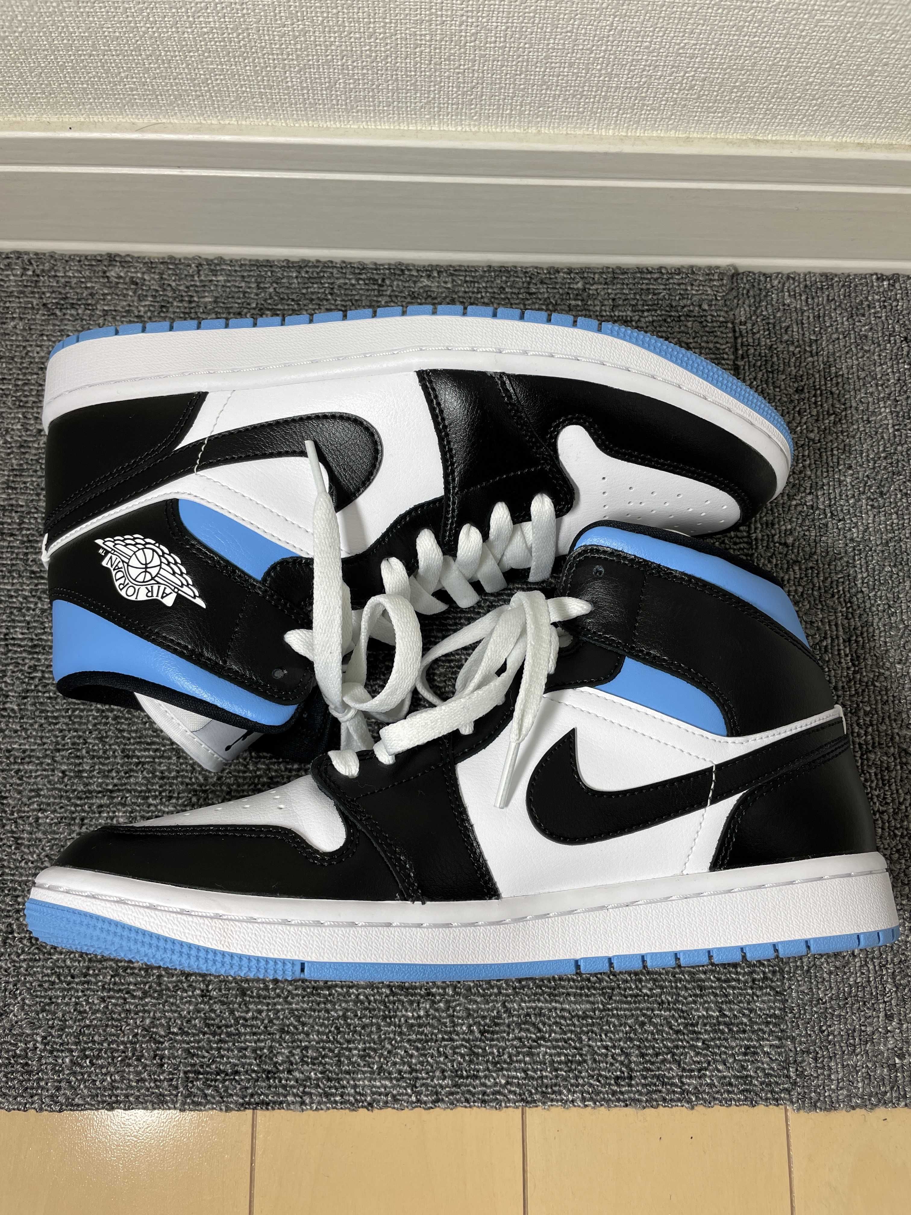 Nike Women's Air Jordan 1 Mid "Black/University Blue"