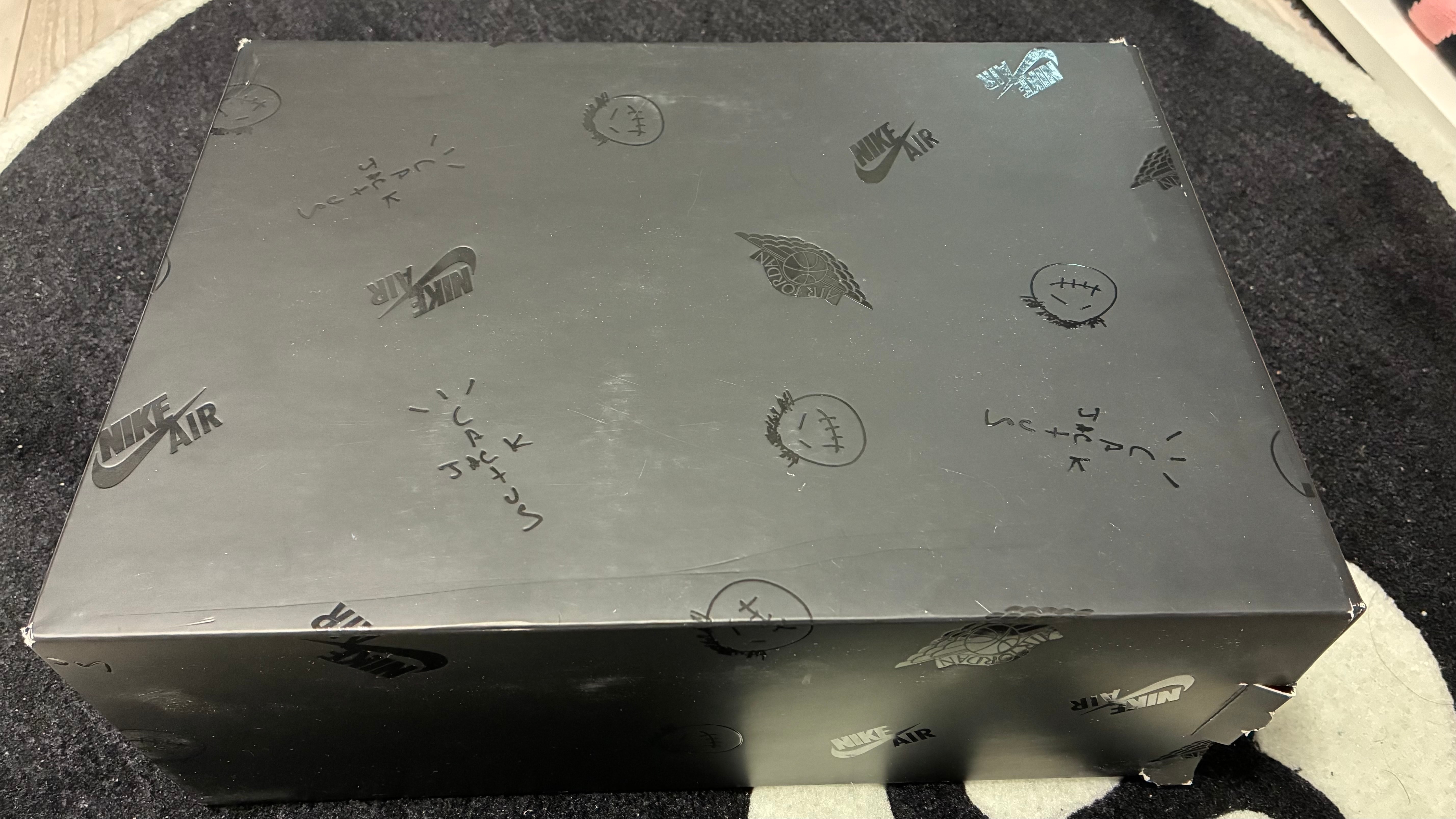 Travis Scott × Nike Air Jordan 1 Low OG SP "Black Phantom"