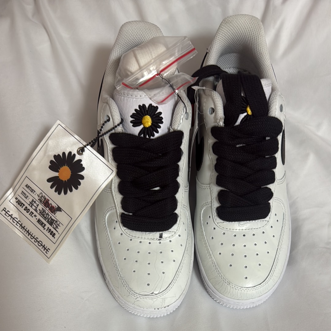 PEACEMINUSONE × Nike Air Force 1 Low "Para-noise/White/Black" / G-DRAGON