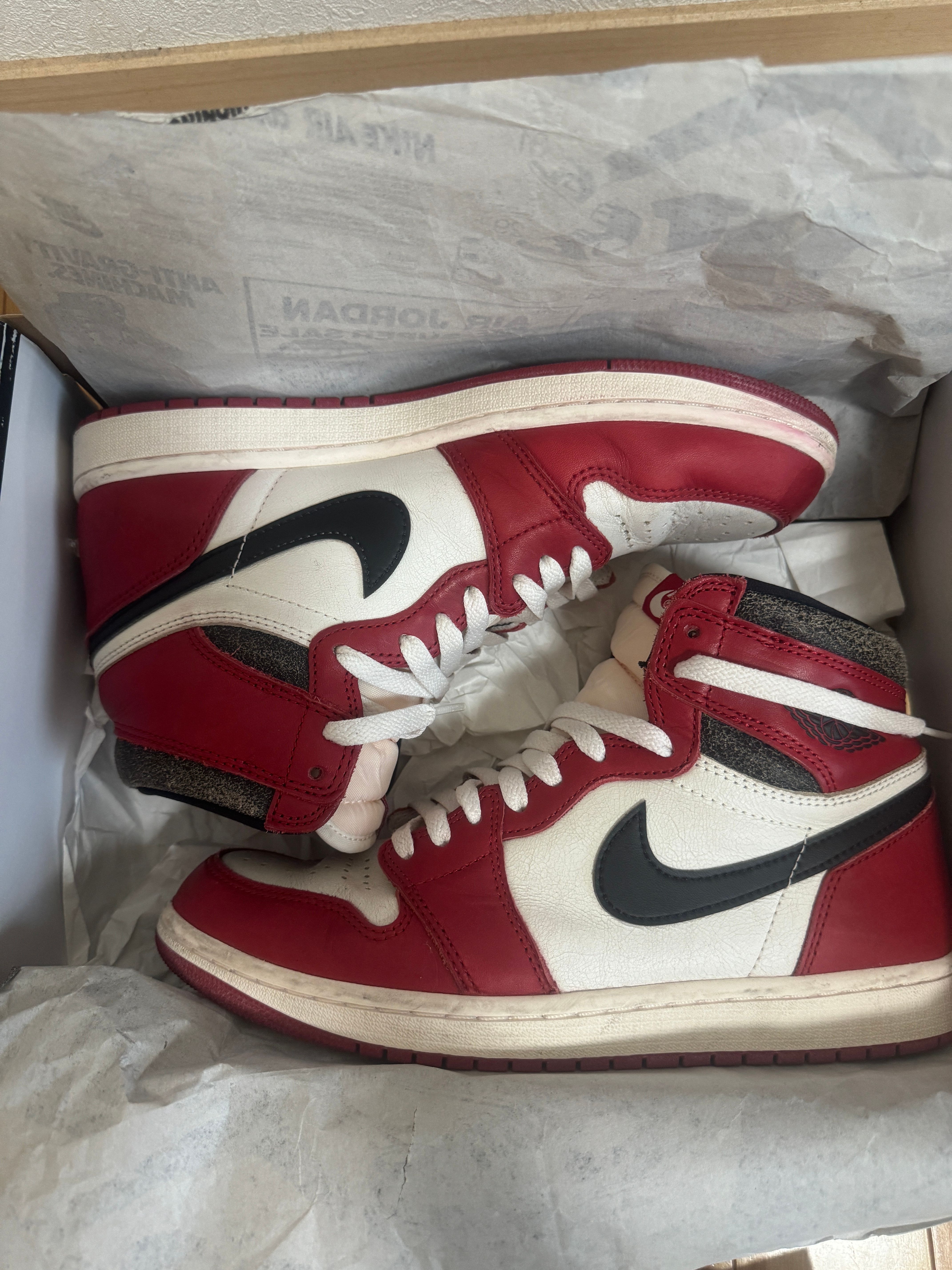 Nike Air Jordan 1 High OG "Lost & Found/Chicago"
