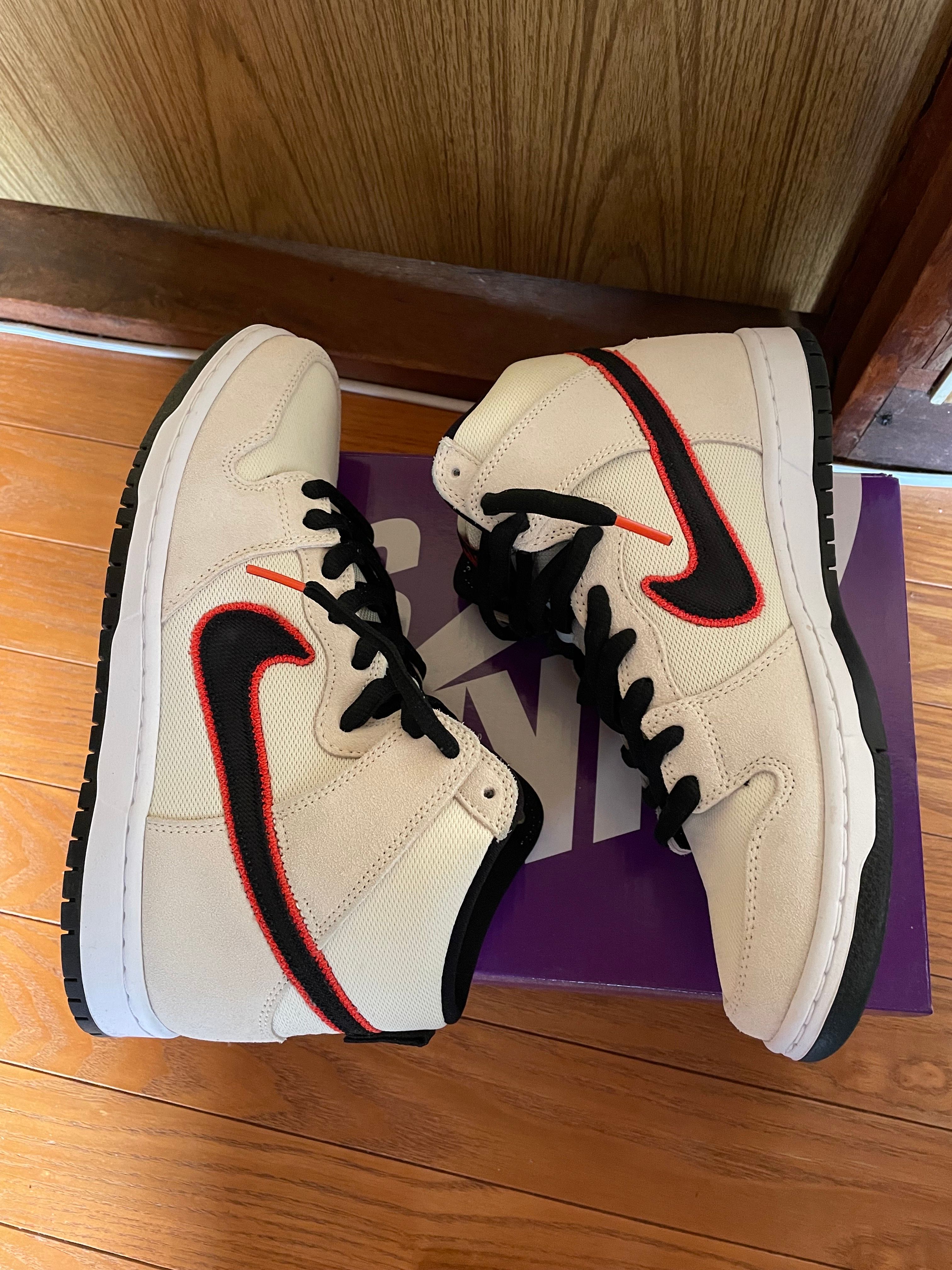 Nike SB Dunk High "San Francisco Giants/Coconut Milk and Black"