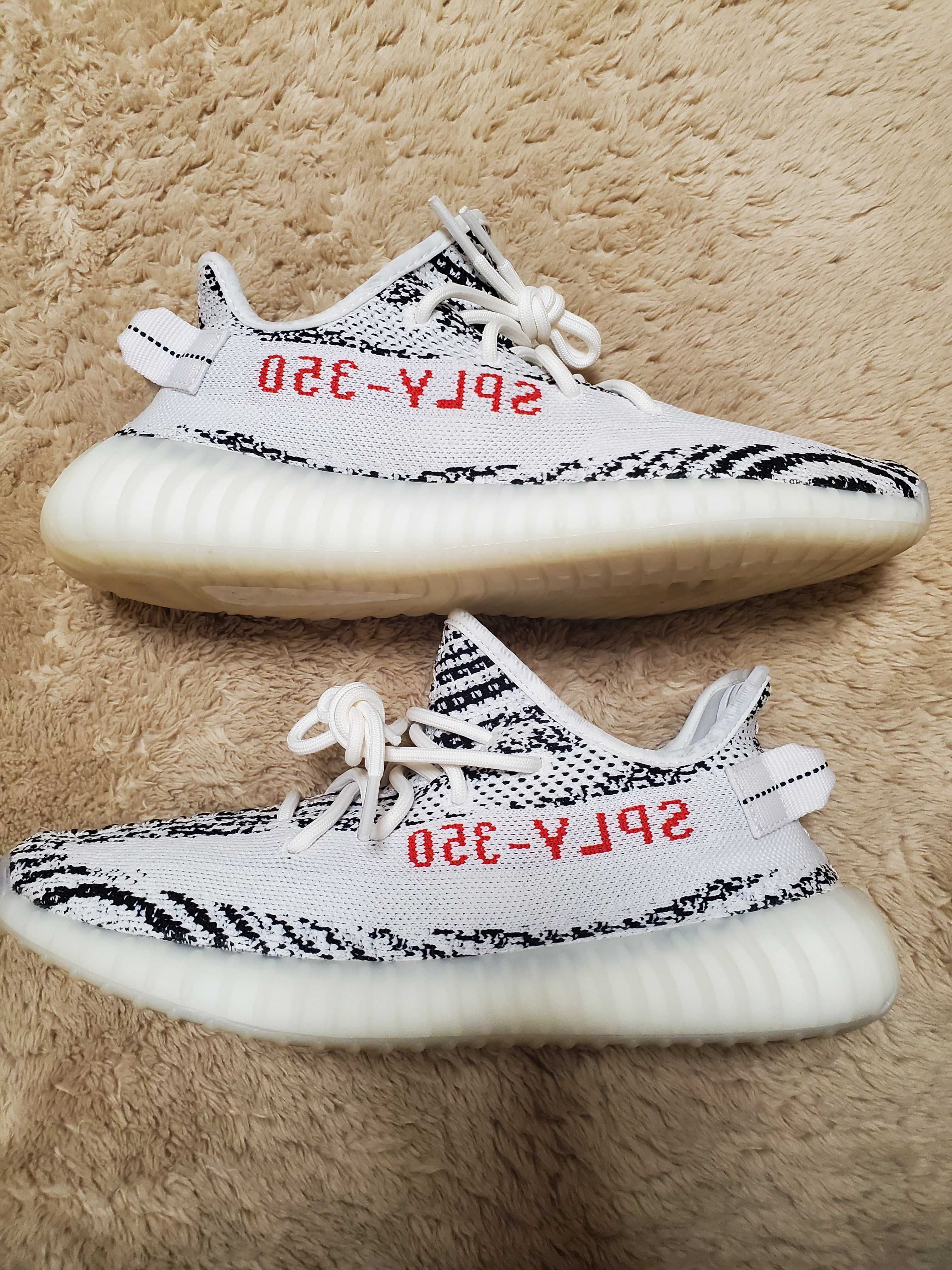 adidas YEEZY Boost 350 V2 "Zebra"