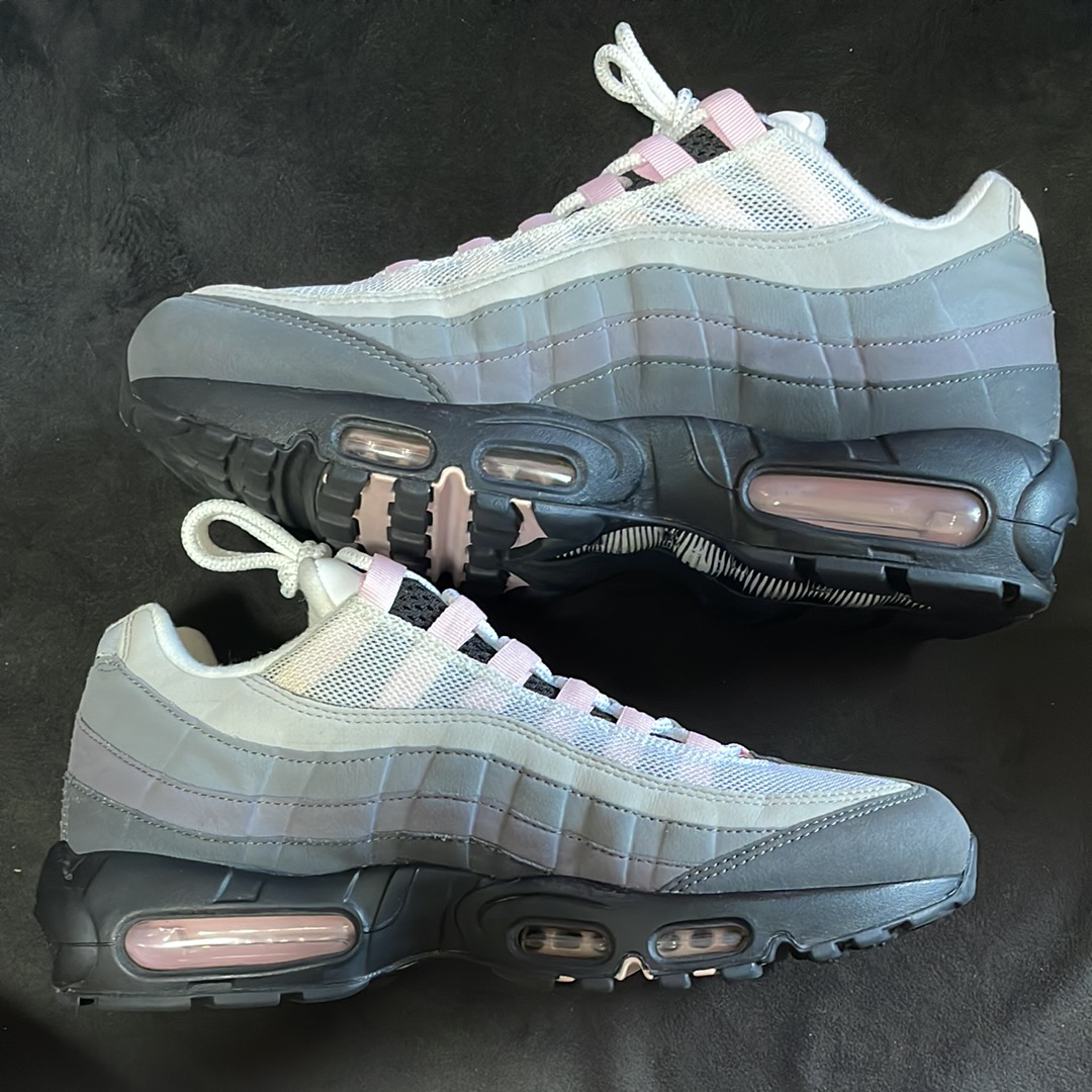 Nike Air Max 95 "Gunsmoke/Pink Foam"