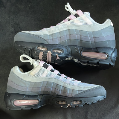 Nike Air Max 95 "Gunsmoke/Pink Foam"
