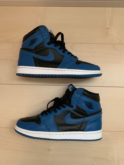 Nike Air Jordan 1 Retro High OG "Dark Marina Blue"