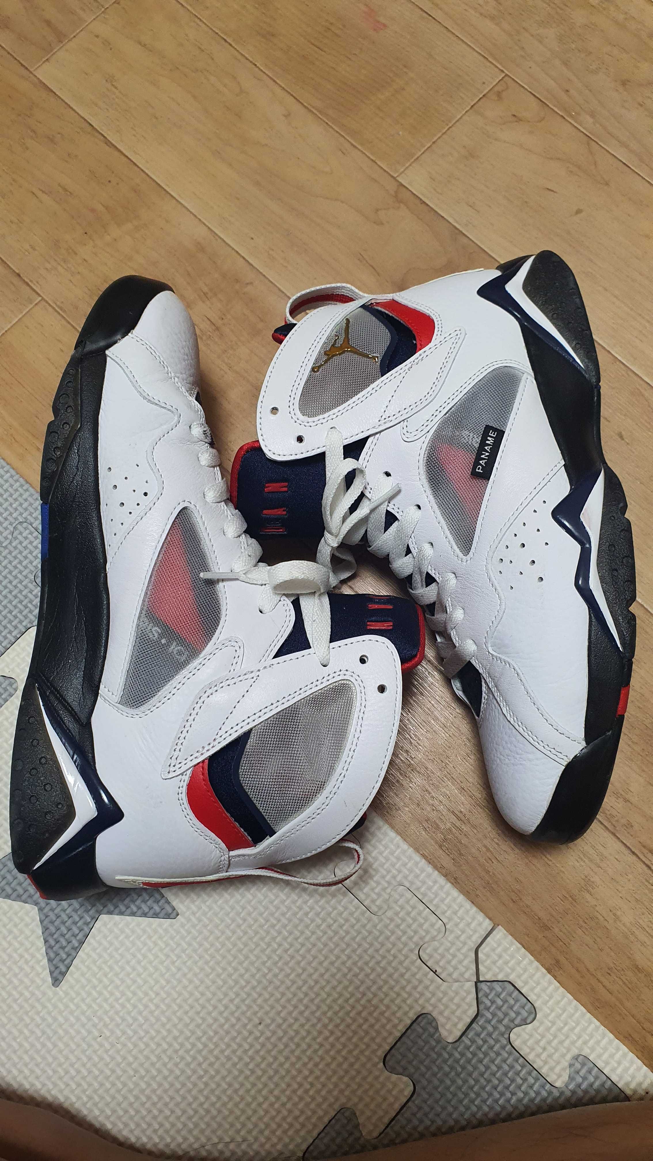 PSG × NIKE AIR JORDAN 7 RETRO "White"