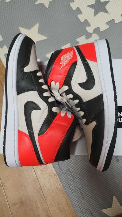 Nike Women's Air Jordan 1 Mid "Light Orewood Brown"