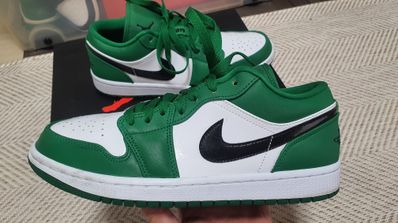 NIKE AIR JORDAN 1 LOW "PINE GREEN/WHITE"