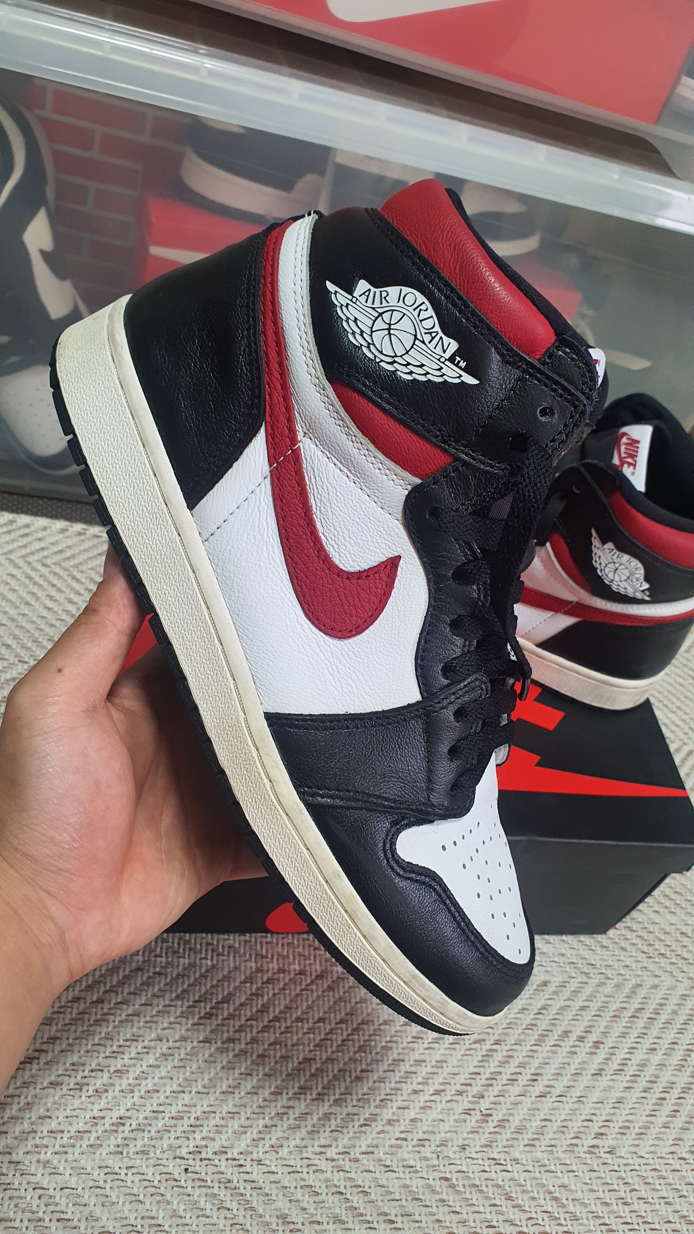 Nike Air Jordan 1 Retro High "Black/White/Sail/Gym Red"